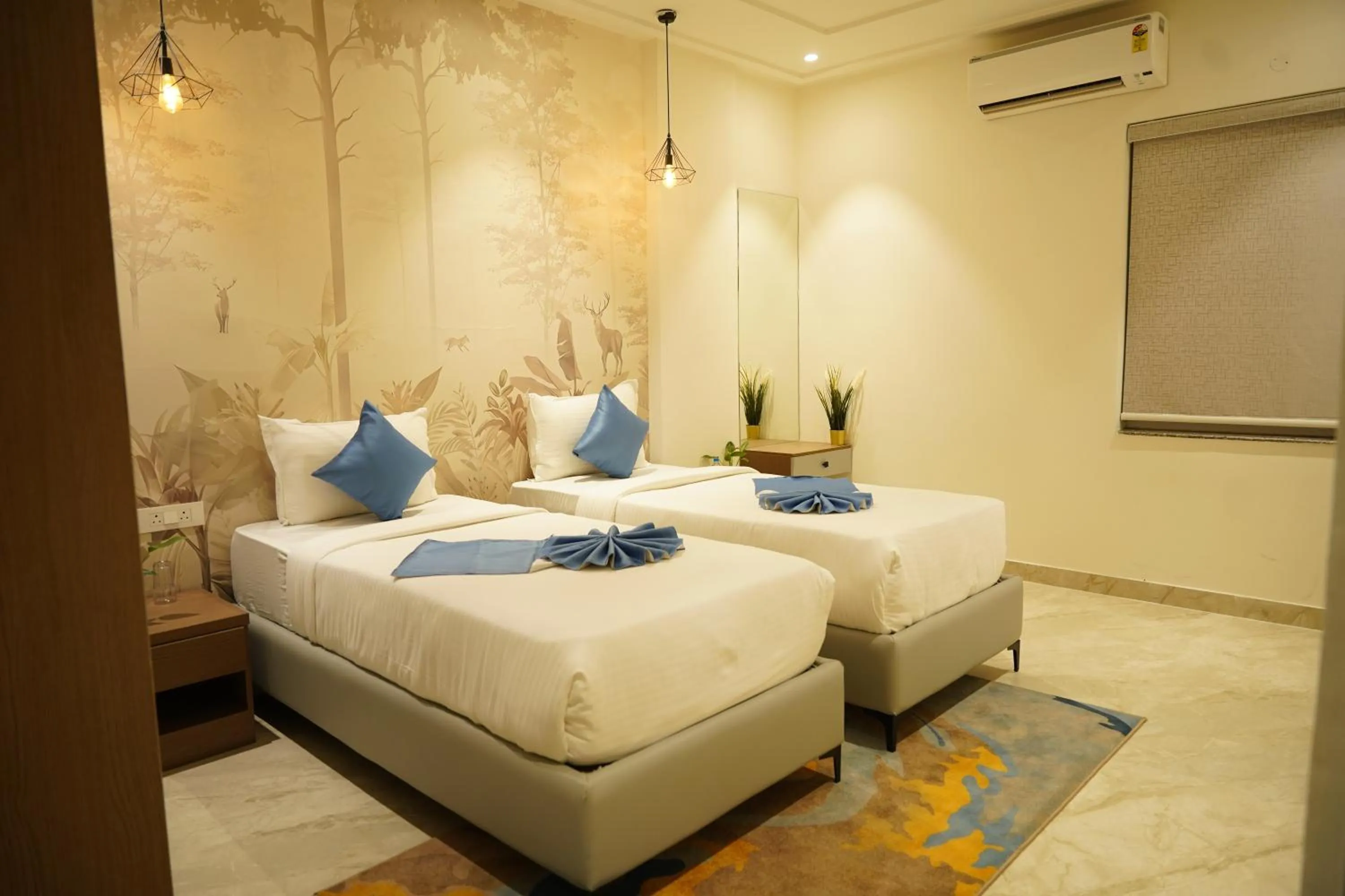 Bed in Clarion Hotel Hyderabad