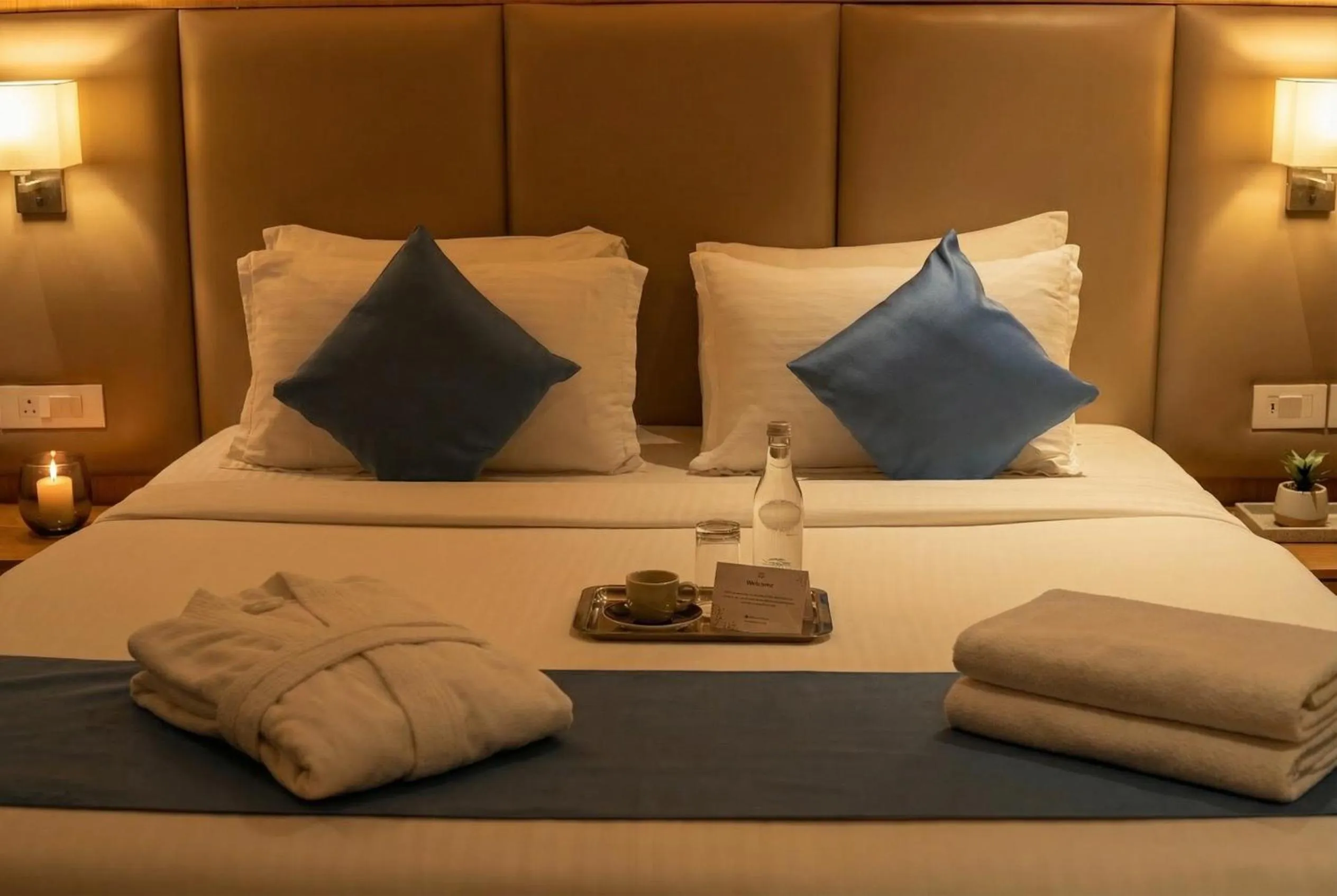 Bed in Clarion Hotel Hyderabad