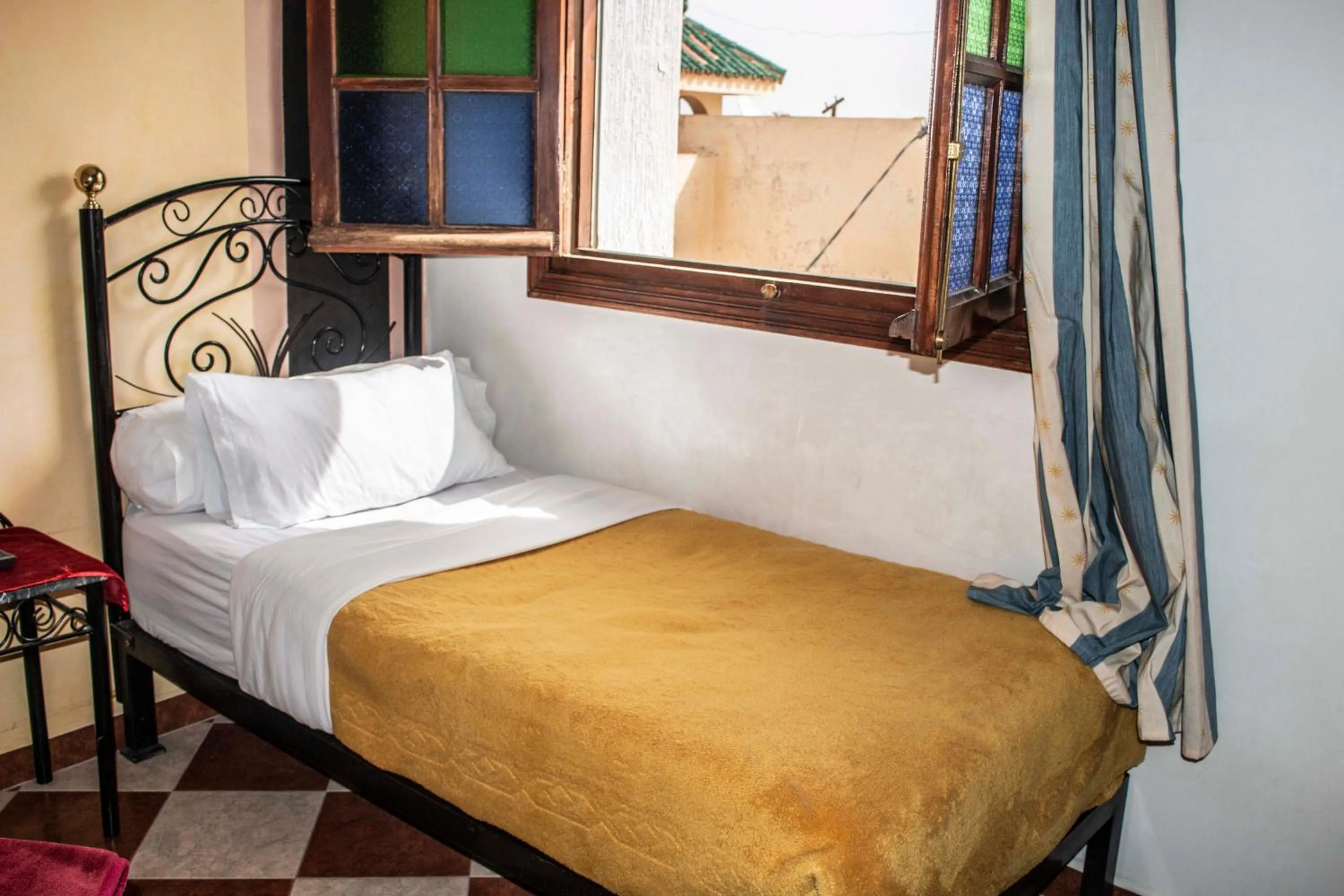 Bed in Hôtel Restaurant Ali