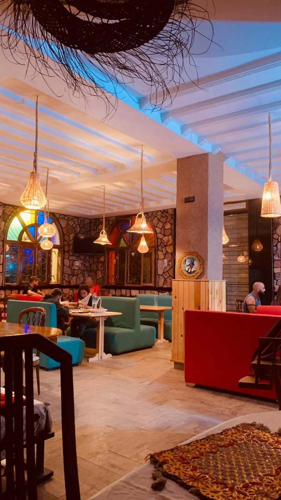 Restaurant/places to eat in Hôtel Restaurant Ali