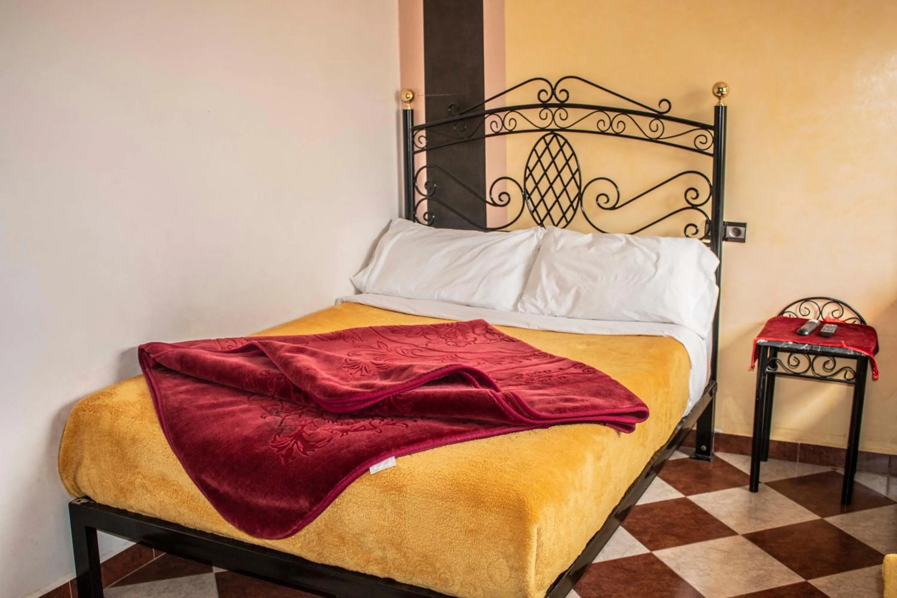Bed in Hôtel Restaurant Ali