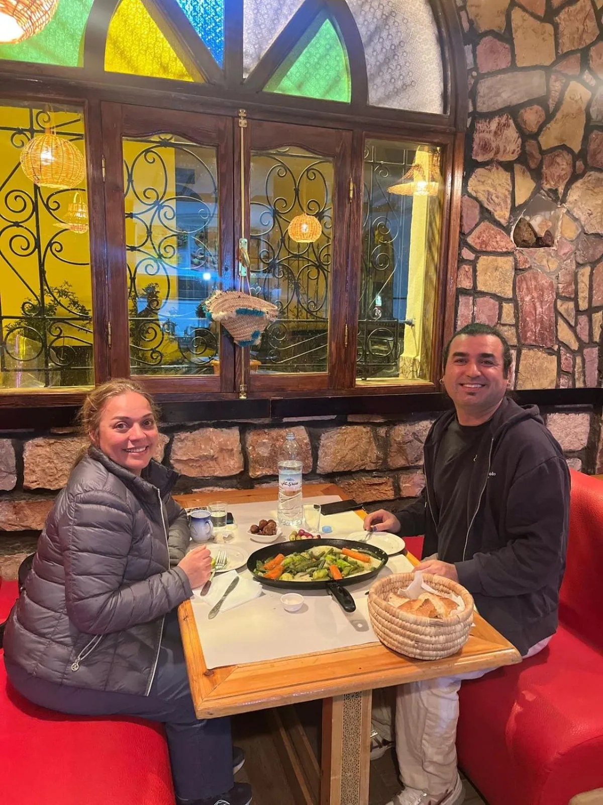 Restaurant/places to eat in Hôtel Restaurant Ali