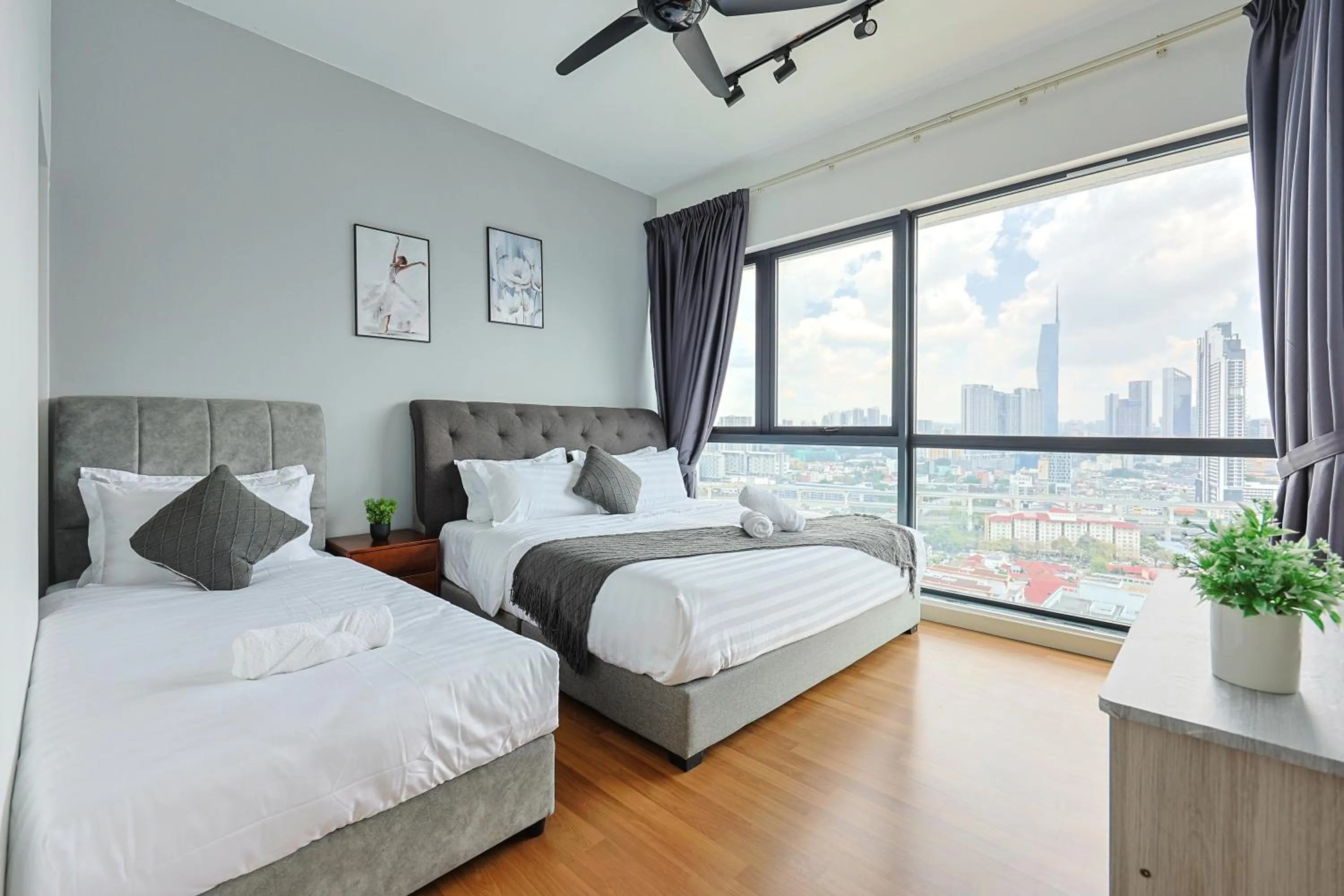 V Residence Sunway Velocity Kuala Lumpur by Vivid Stay