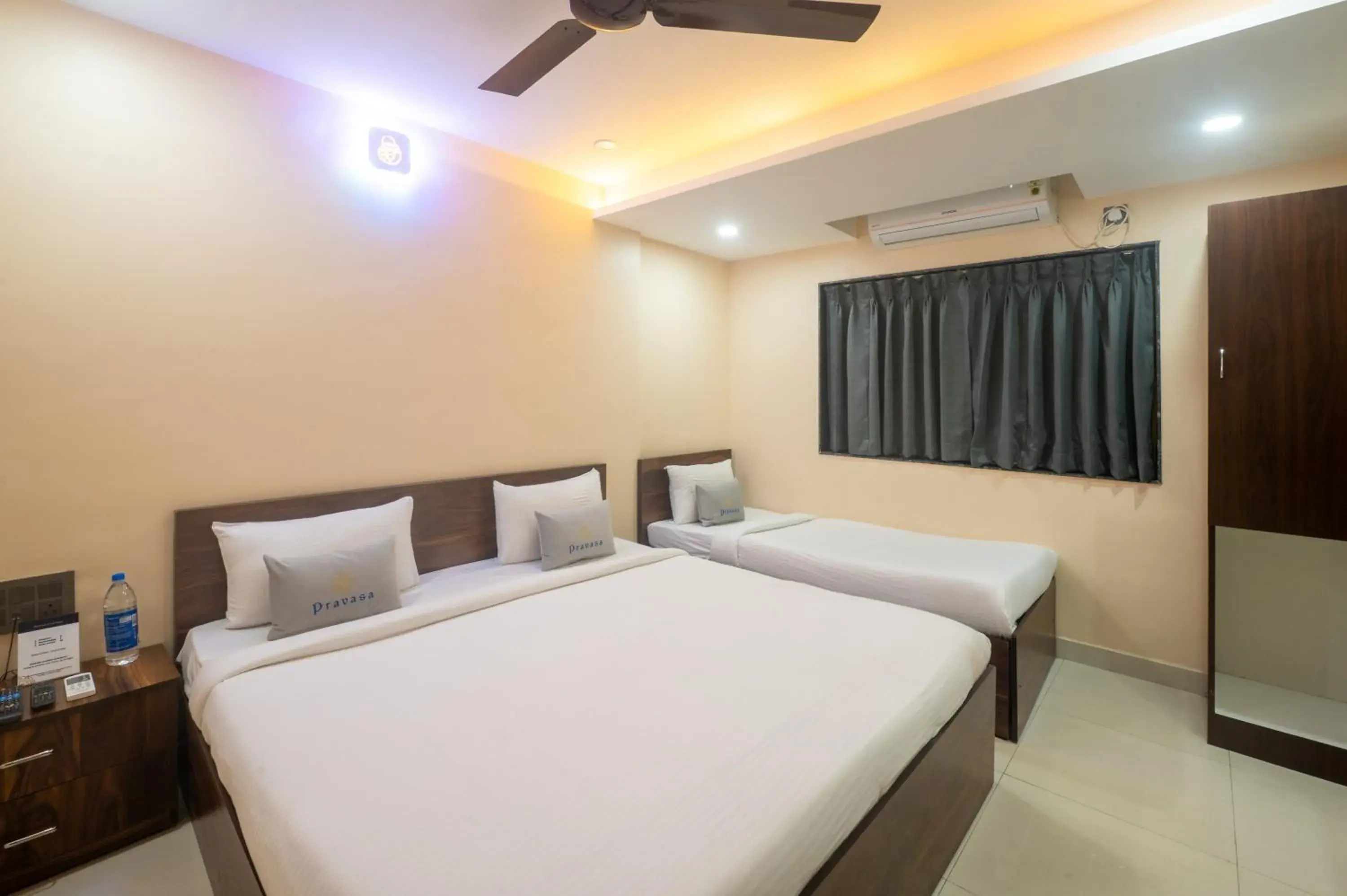 Triple Room in Hotel Pravasa stay ,Shirdi Triple Room in Hotel Pravasa stay ,Shirdi