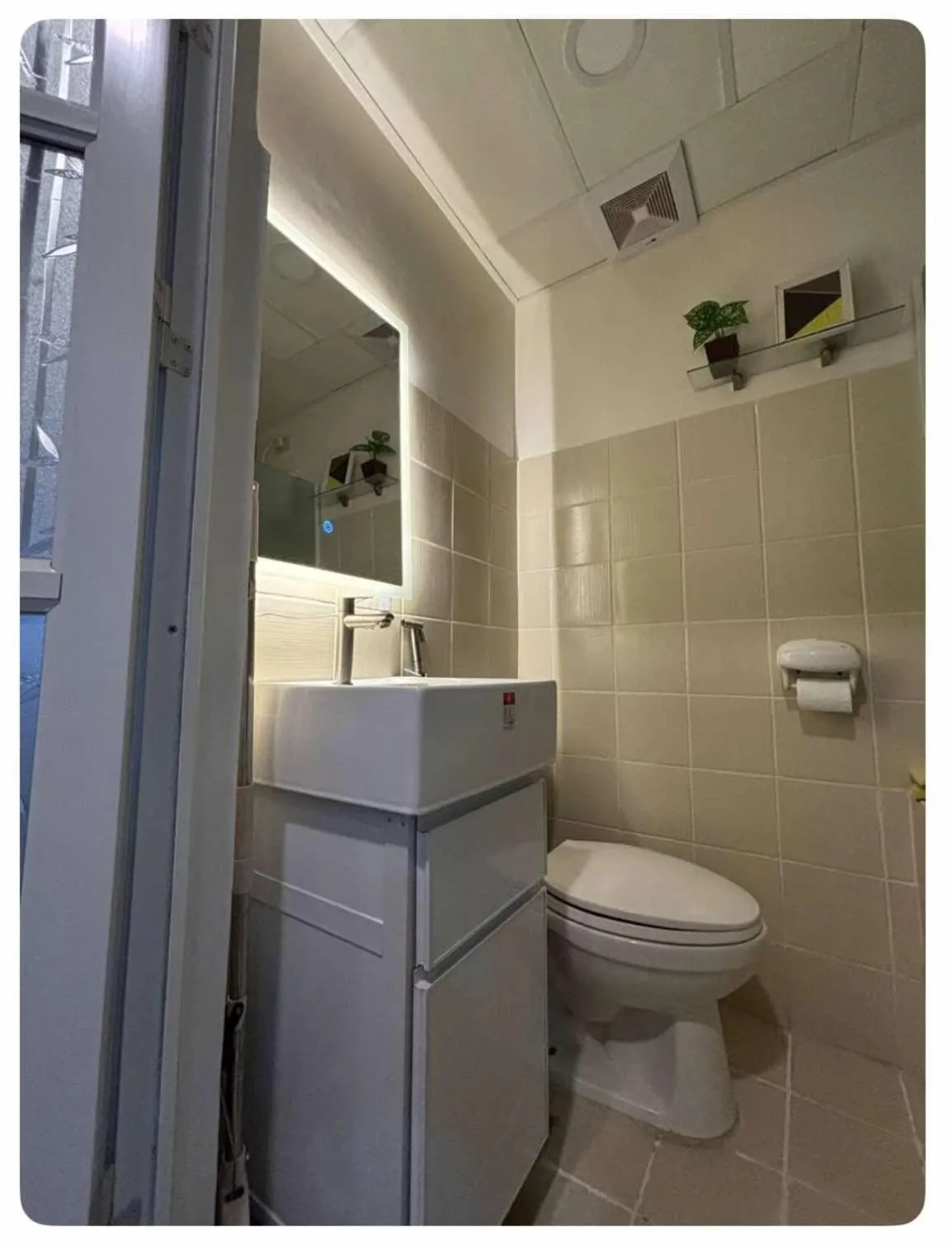 Toilet in Tagaytay Prime Residence City Land