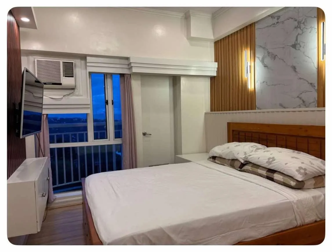 Bed in Tagaytay Prime Residence City Land