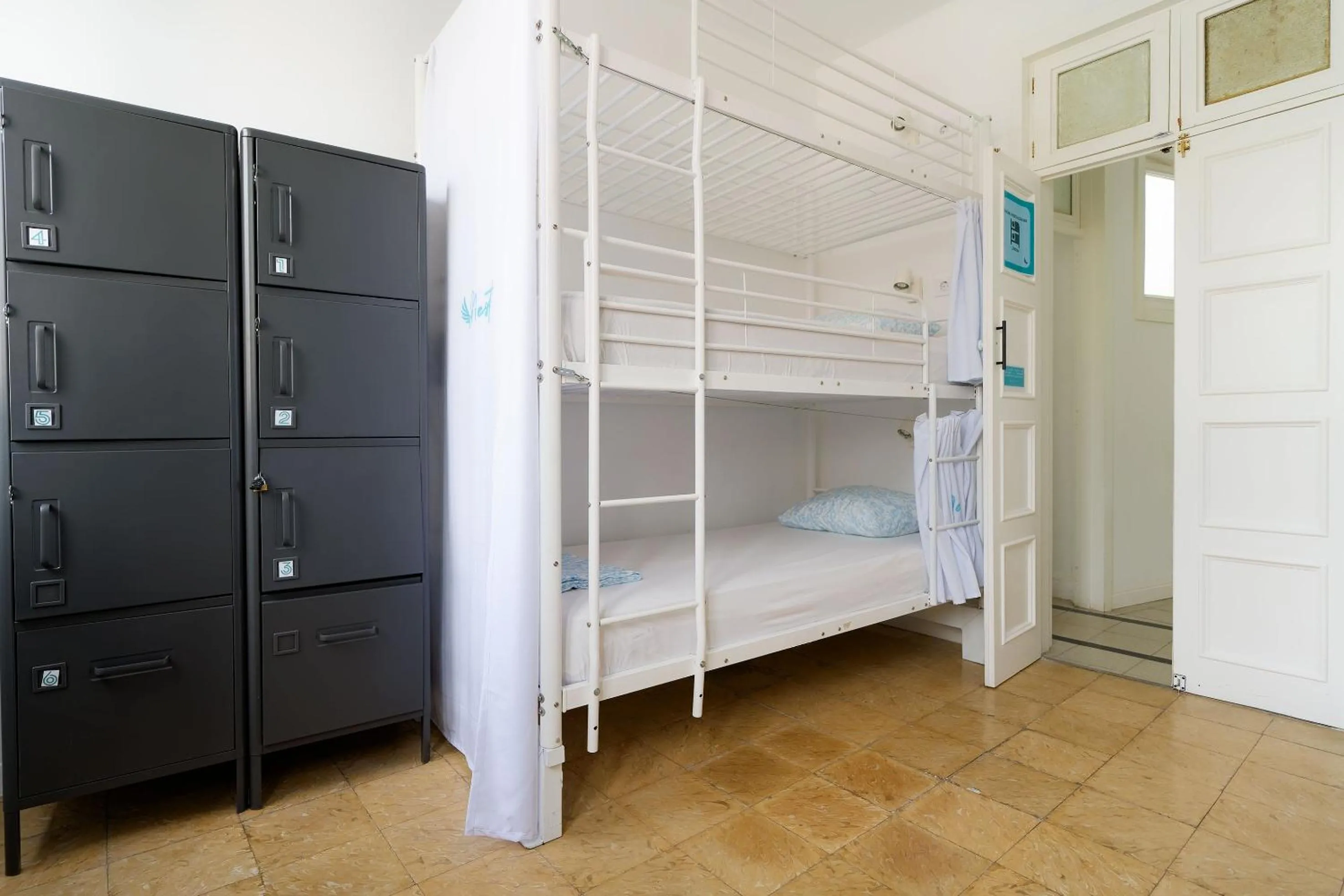 Bed in Hostel Las Palmas by Youroom