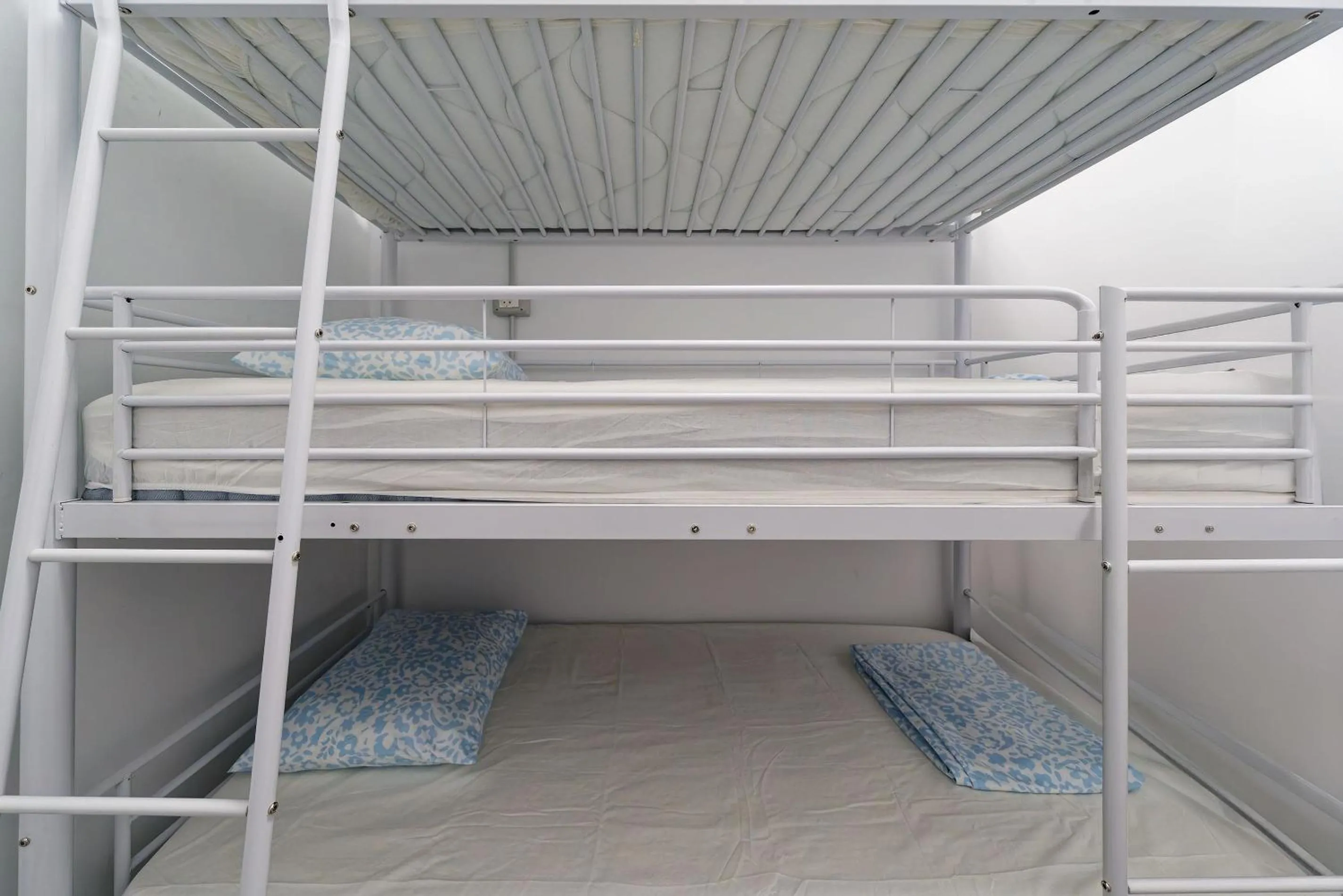 Bed in Hostel Las Palmas by Youroom
