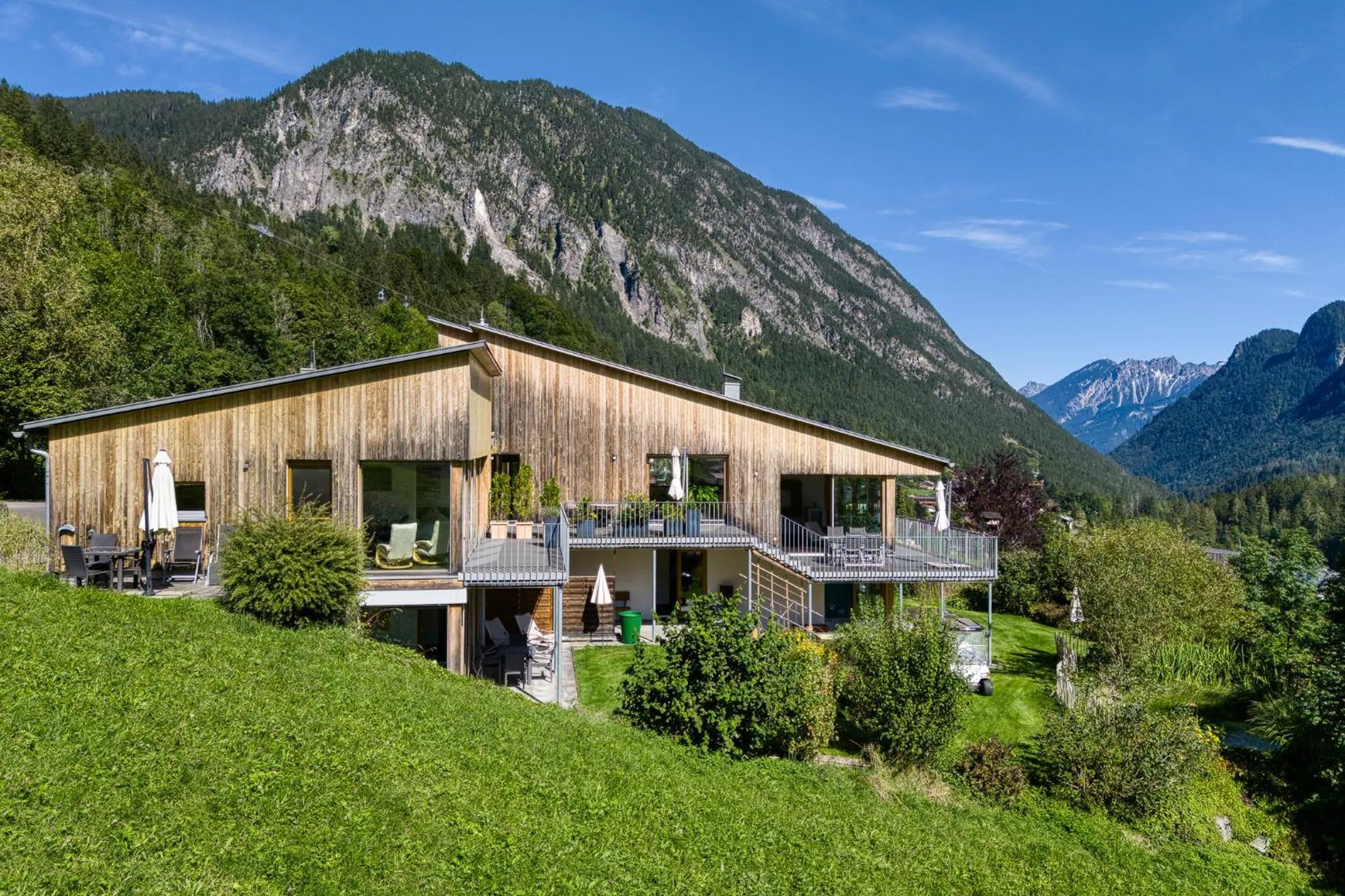 Property building in Panorama Chalet Bellavista