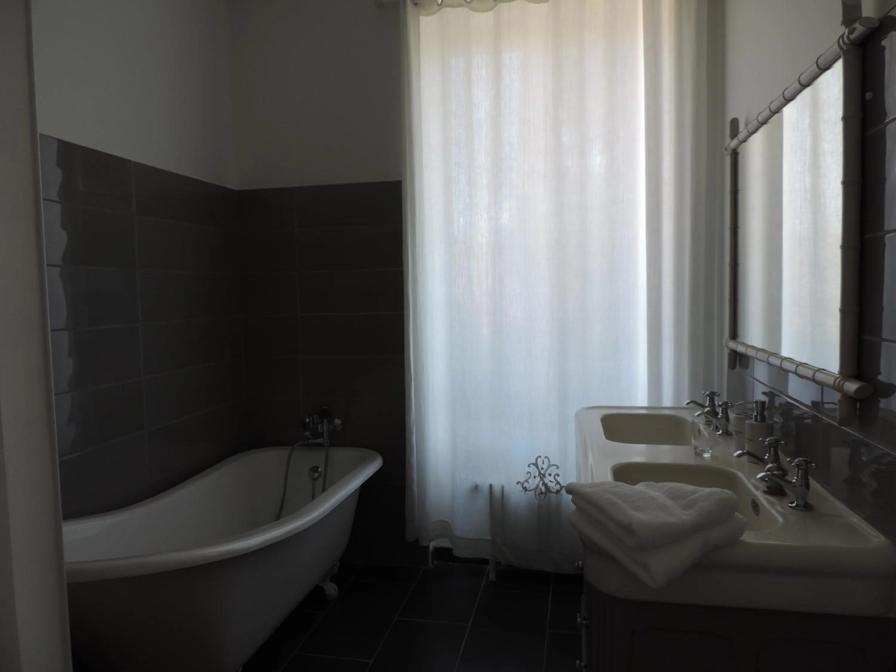 Bathroom in Chambres d'Hôtes de la Bucaille