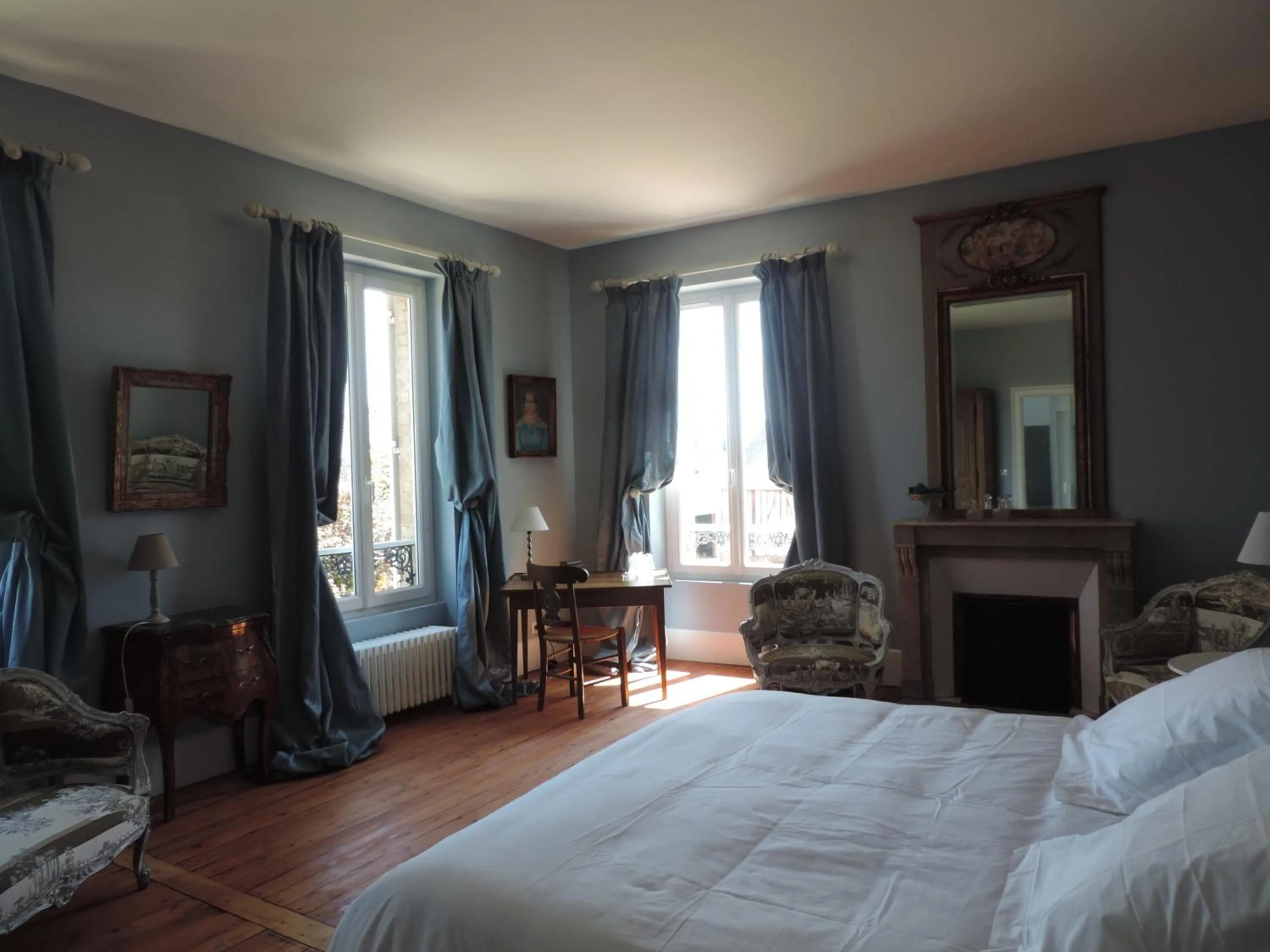 Bedroom, Bed in Chambres d'Hôtes de la Bucaille
