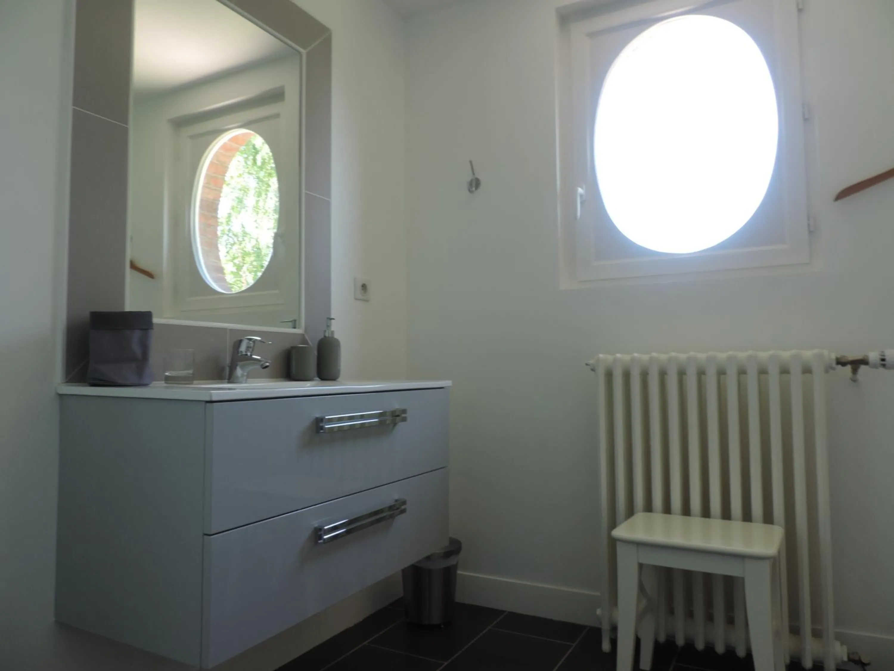 Bathroom in Chambres d'Hôtes de la Bucaille