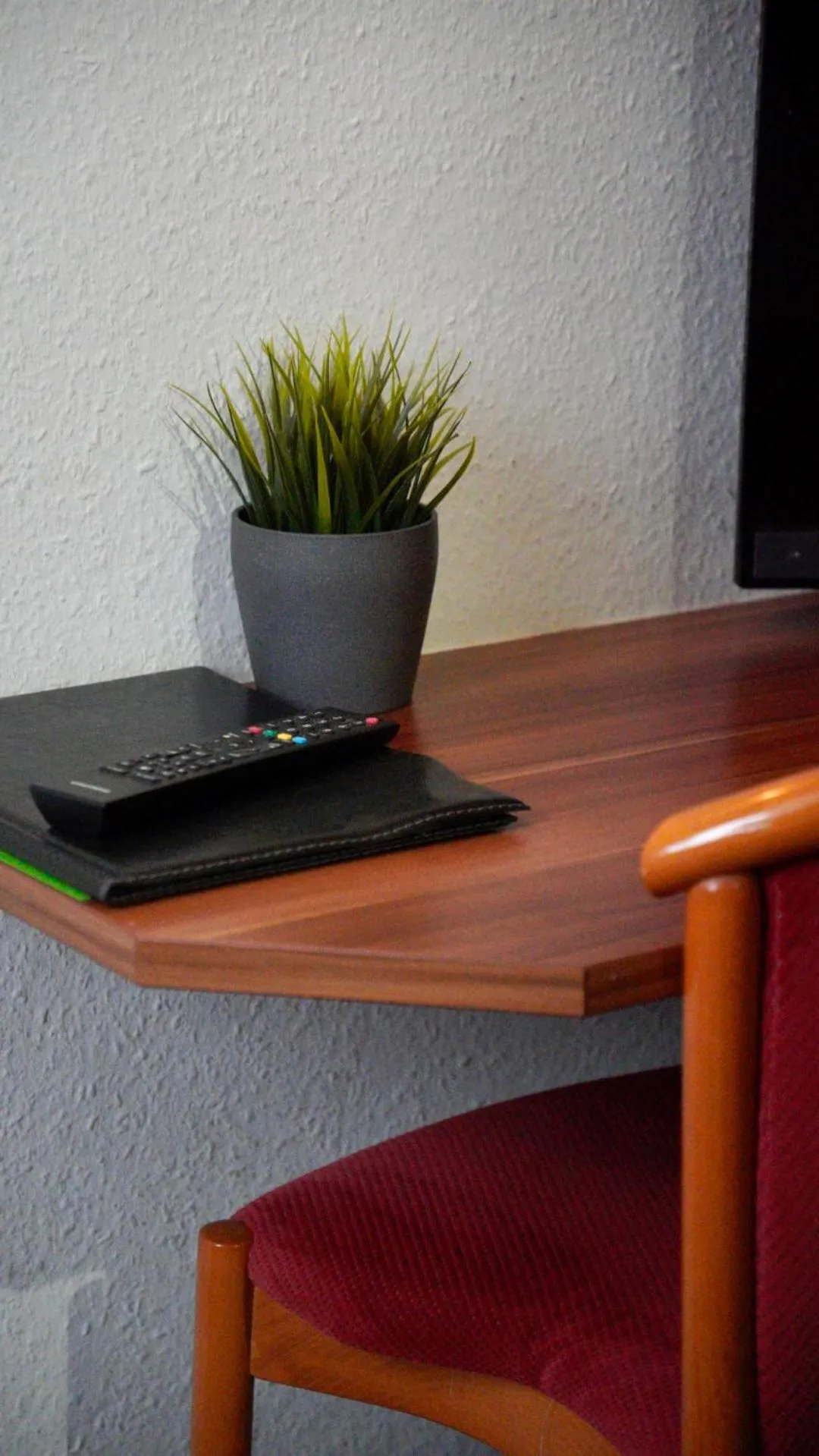 Photo of the whole room in Hotel am Bergl