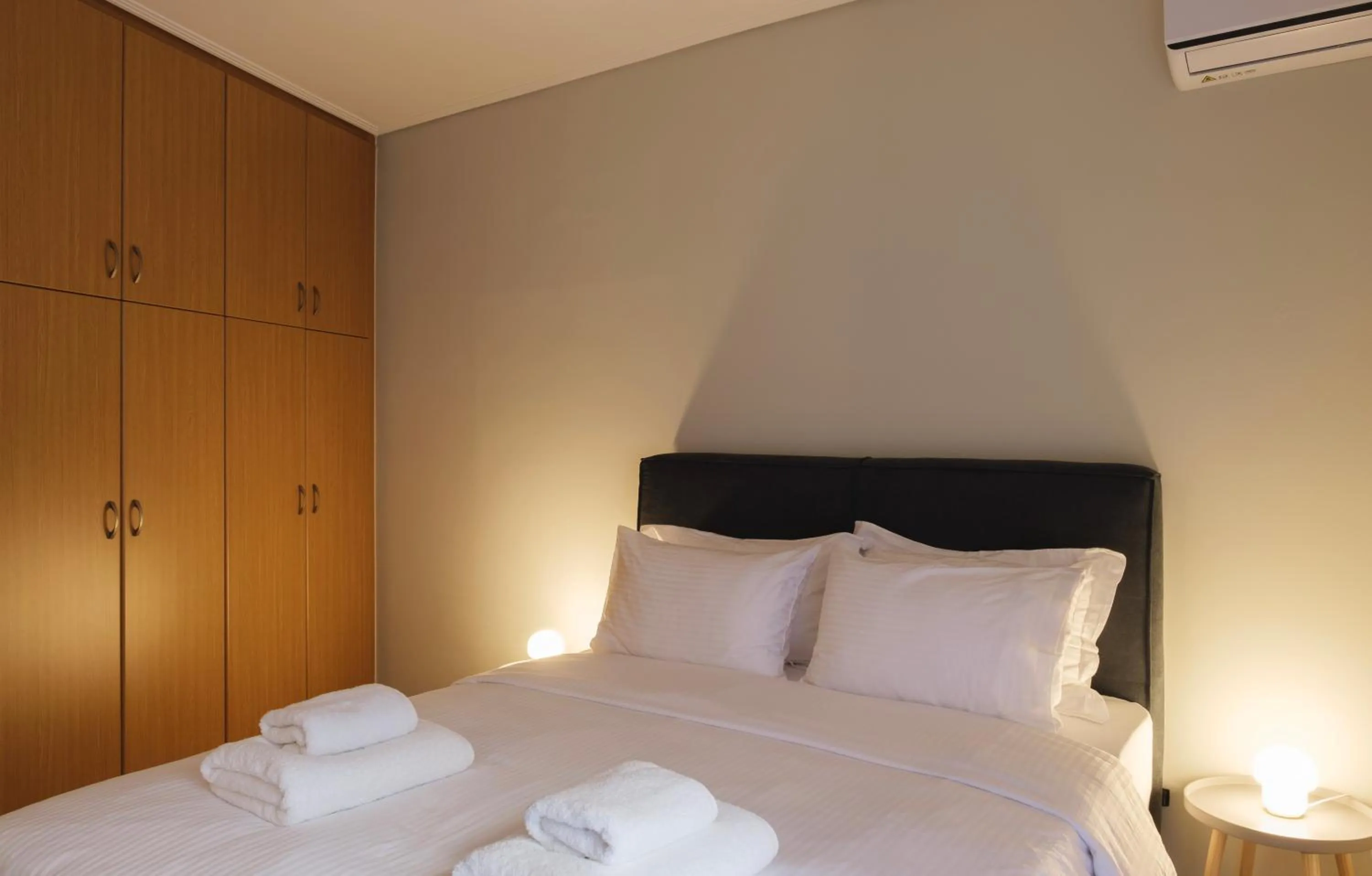 Bed in Tyto Alba Habitat