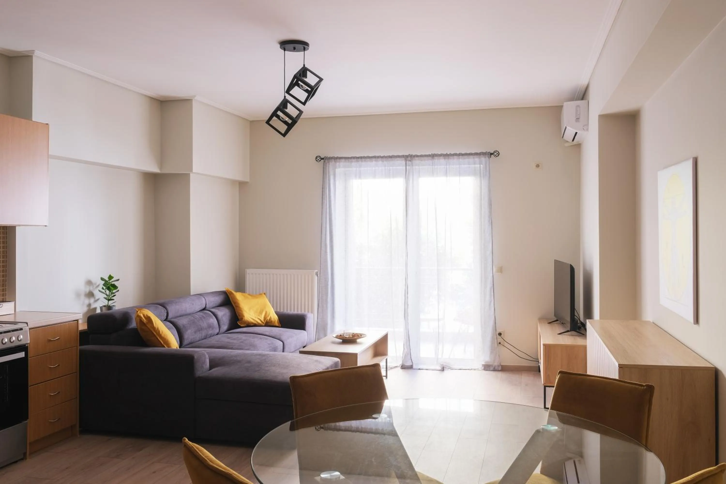 TV and multimedia in Tyto Alba Habitat