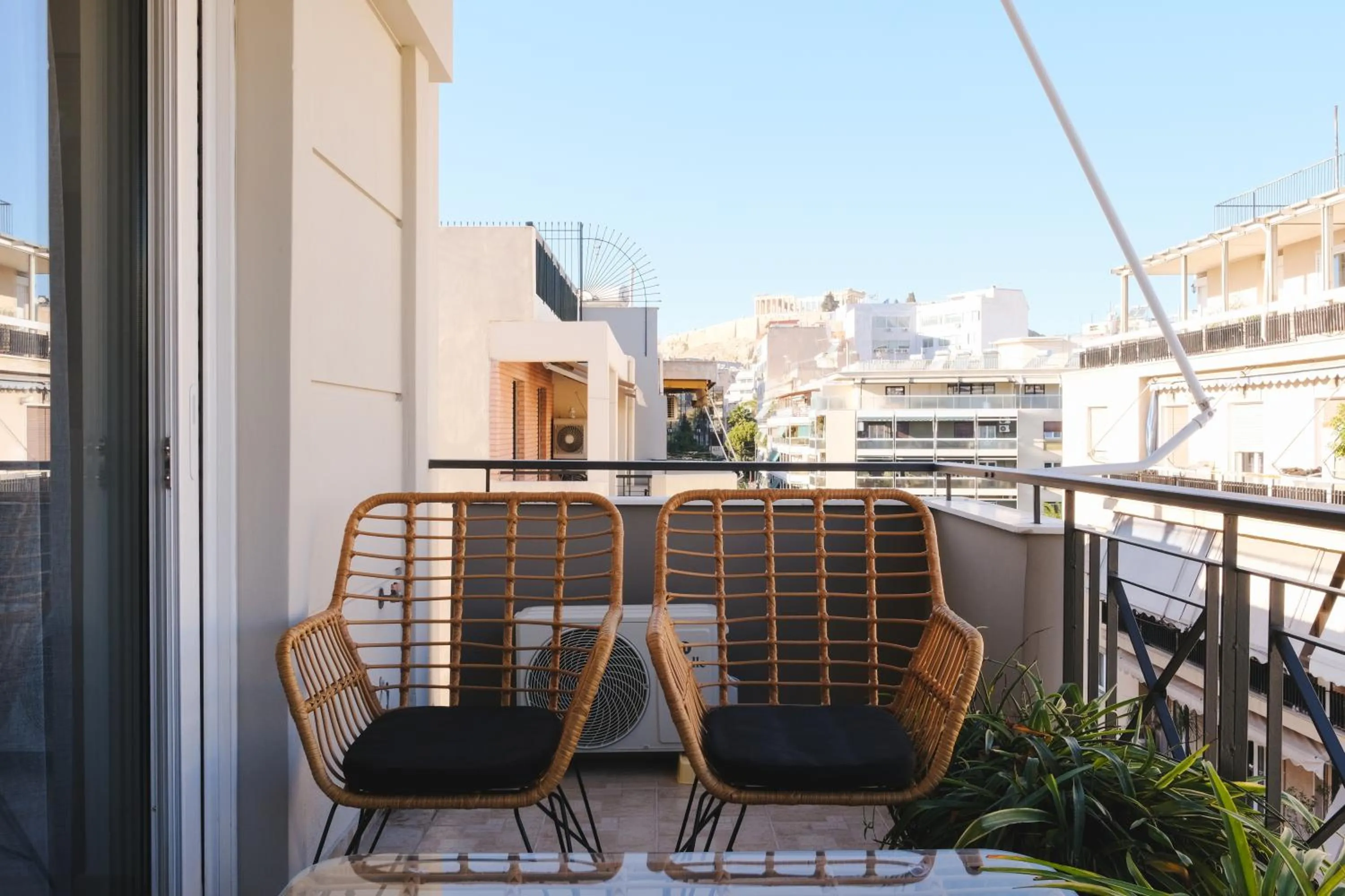 Day in Tyto Alba Habitat