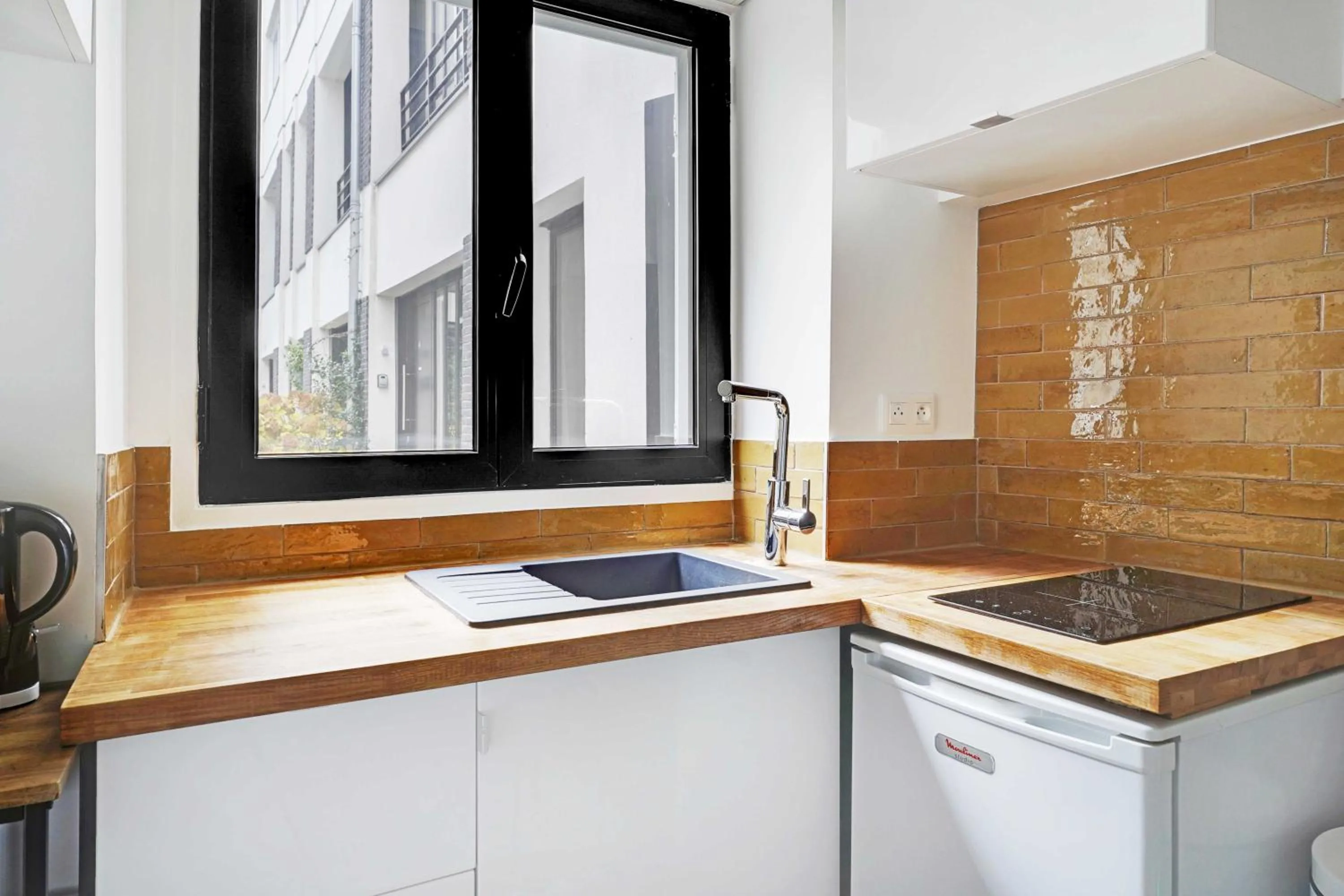 Coffee/tea facilities in Classy studio - Marais Bastille