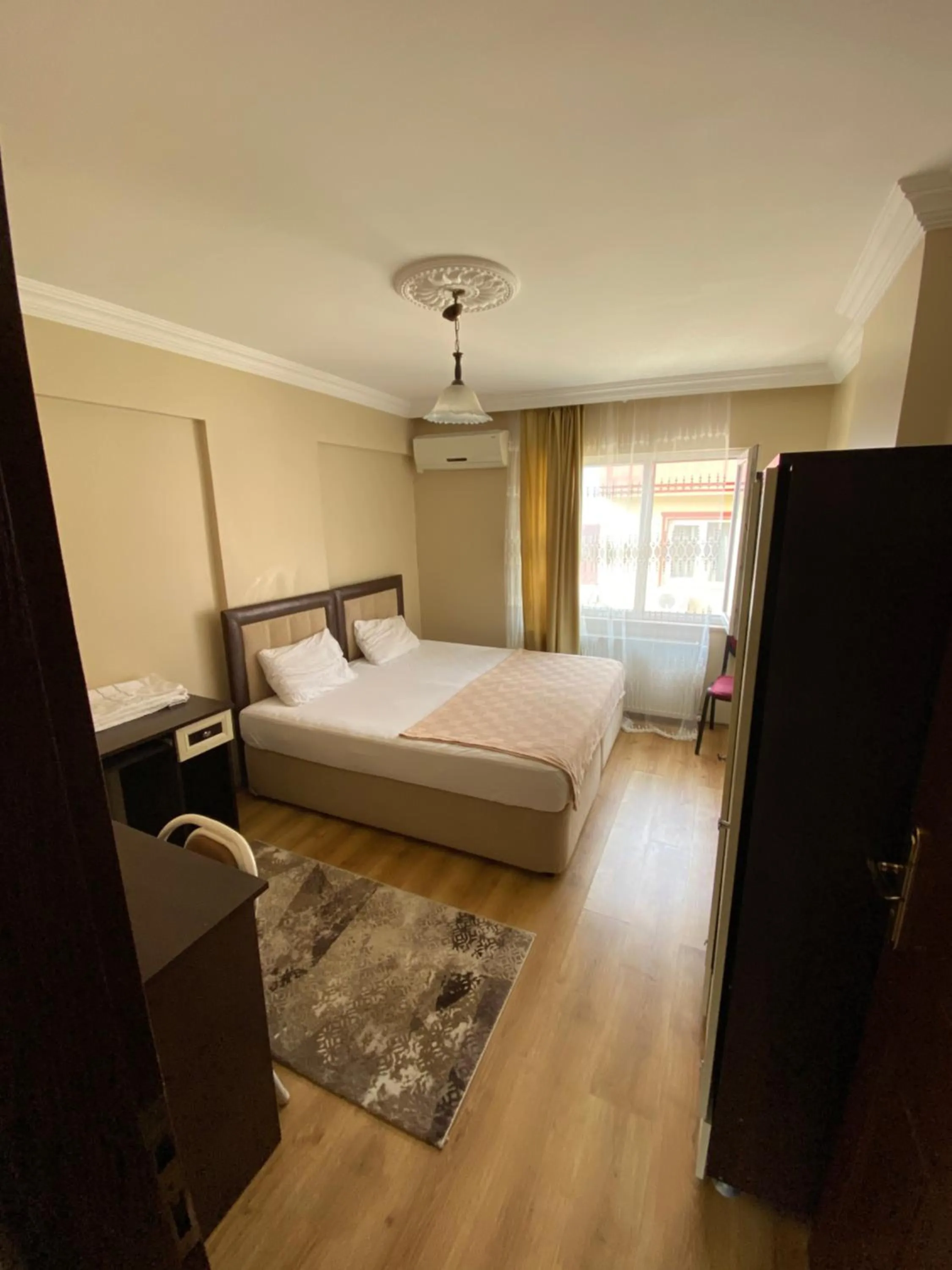 Bedroom in Menekşe Apart 1