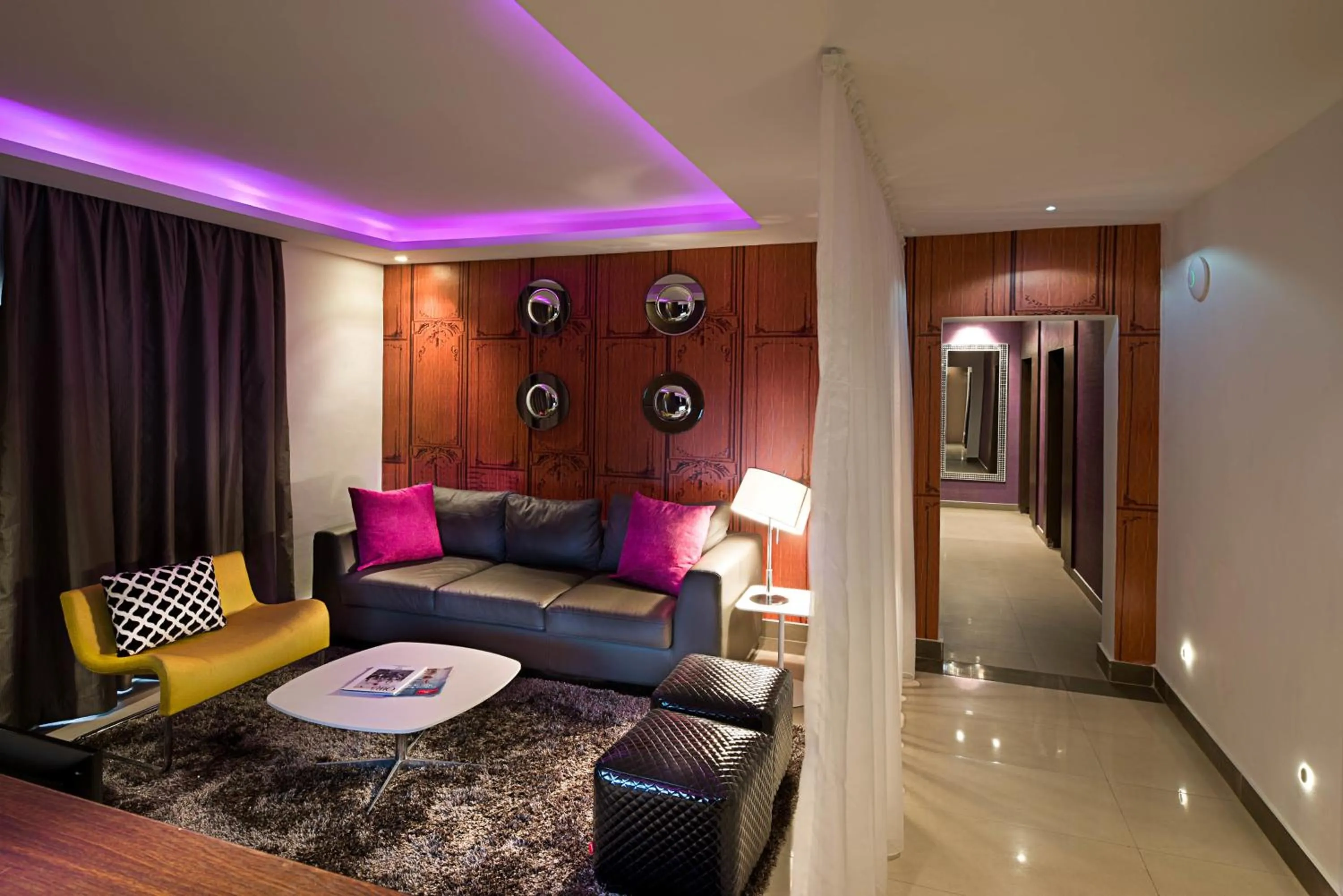 Communal lounge/ TV room in Maison Fahrenheit