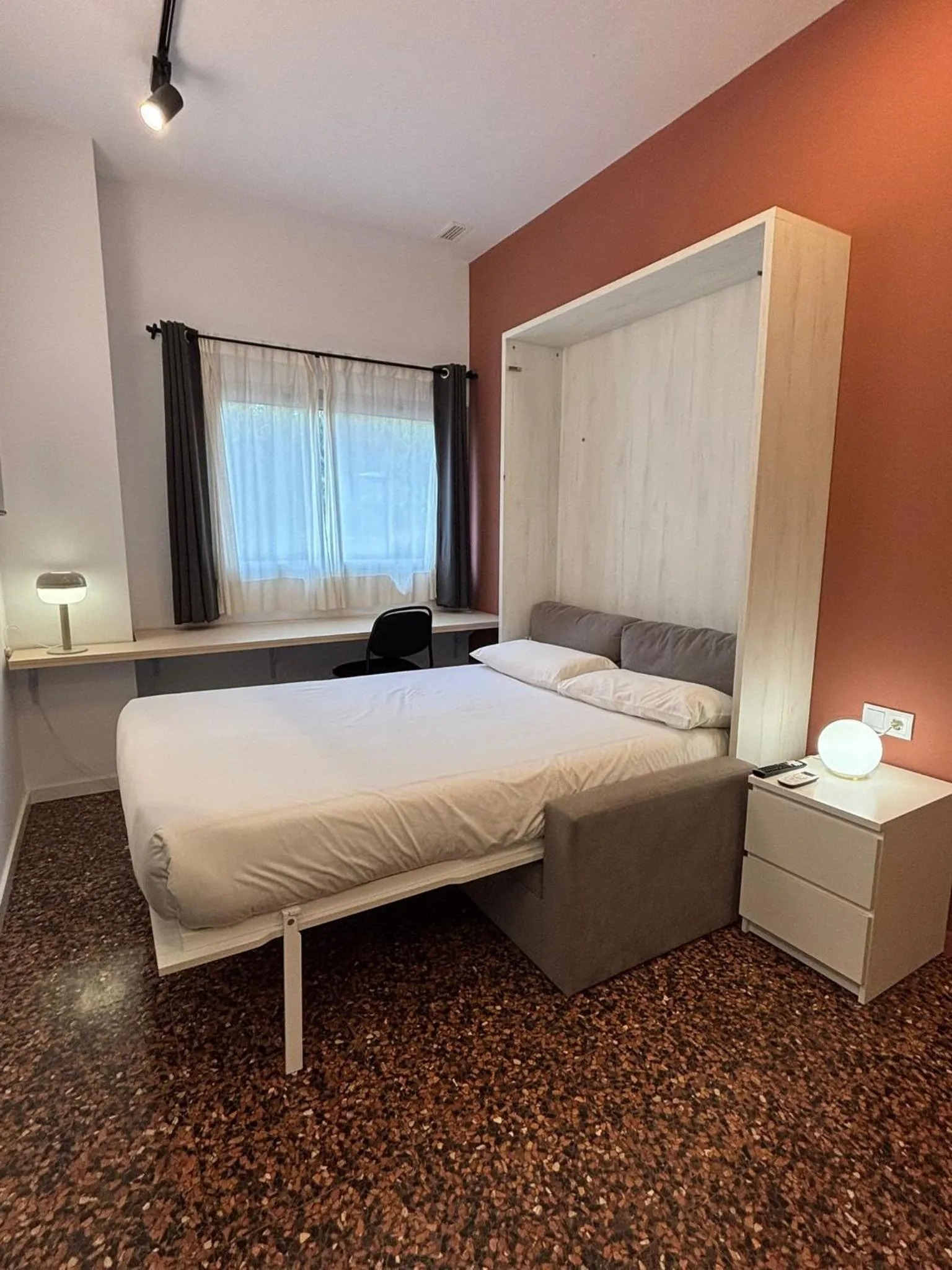 Bed in Apartahotel Espai Verd Benimaclet
