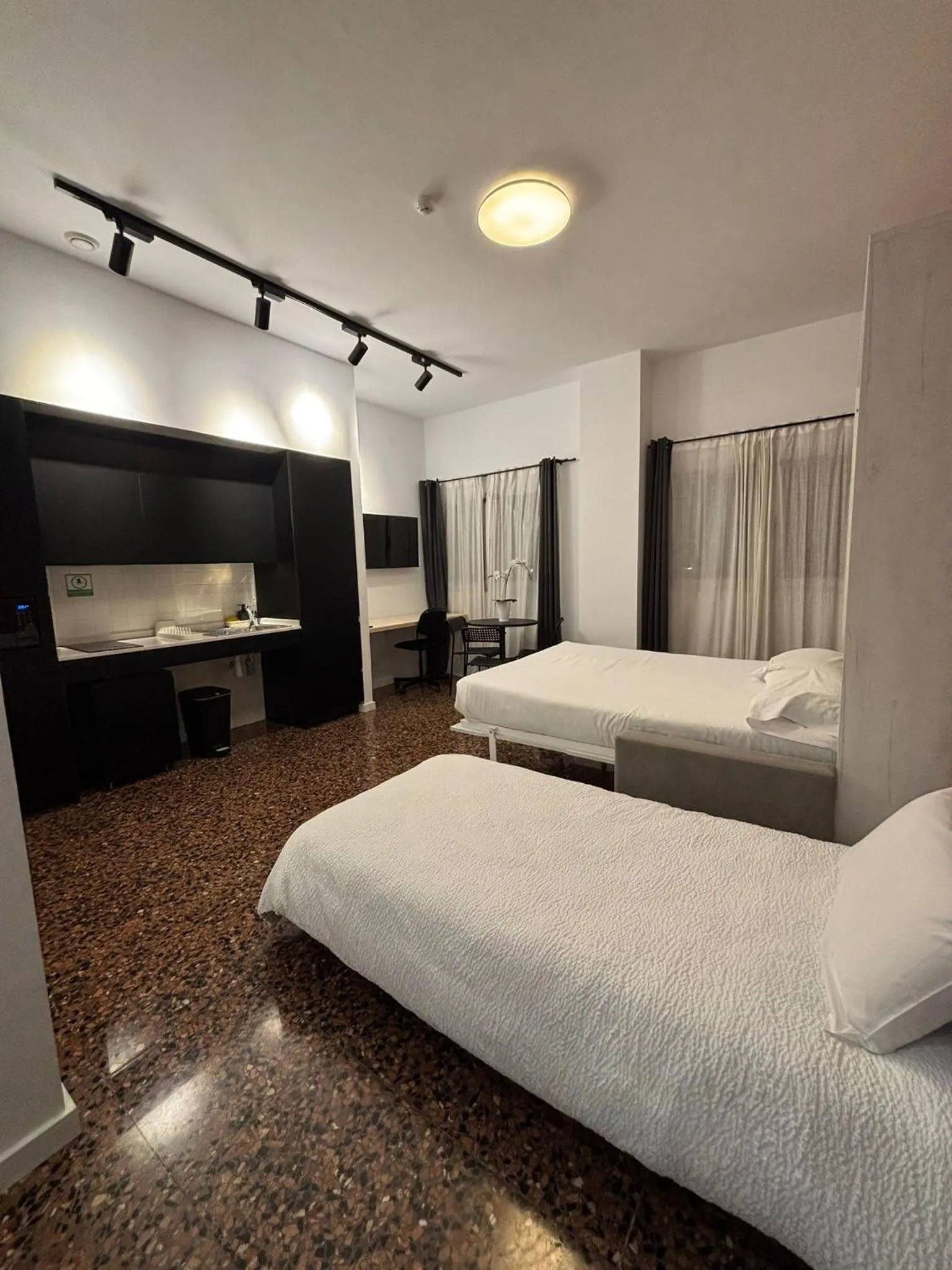 Photo of the whole room, Bed in Apartahotel Espai Verd Benimaclet