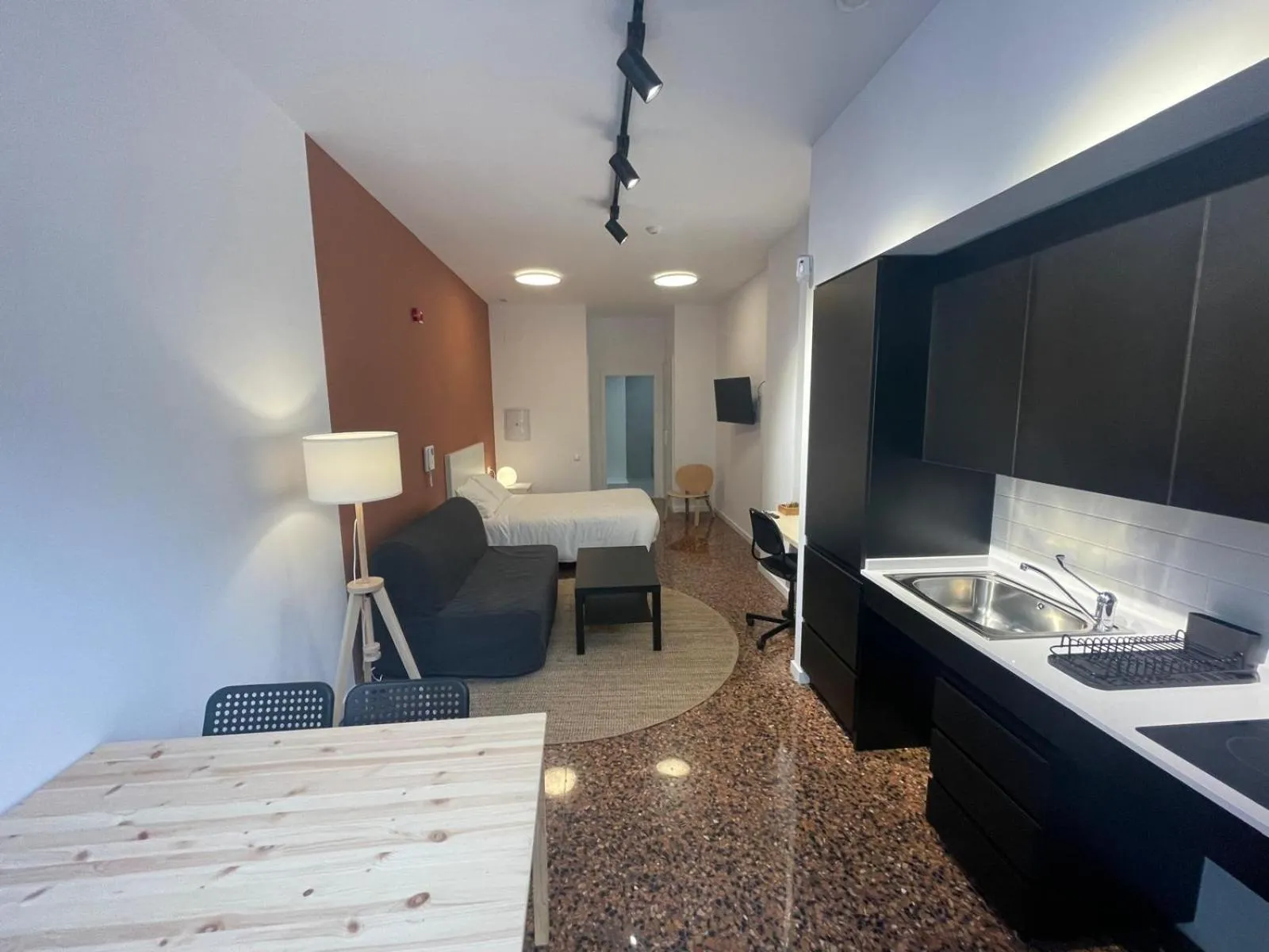 Photo of the whole room in Apartahotel Espai Verd Benimaclet