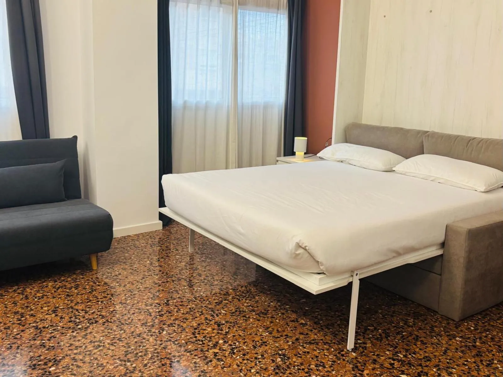 Bed in Apartahotel Espai Verd Benimaclet