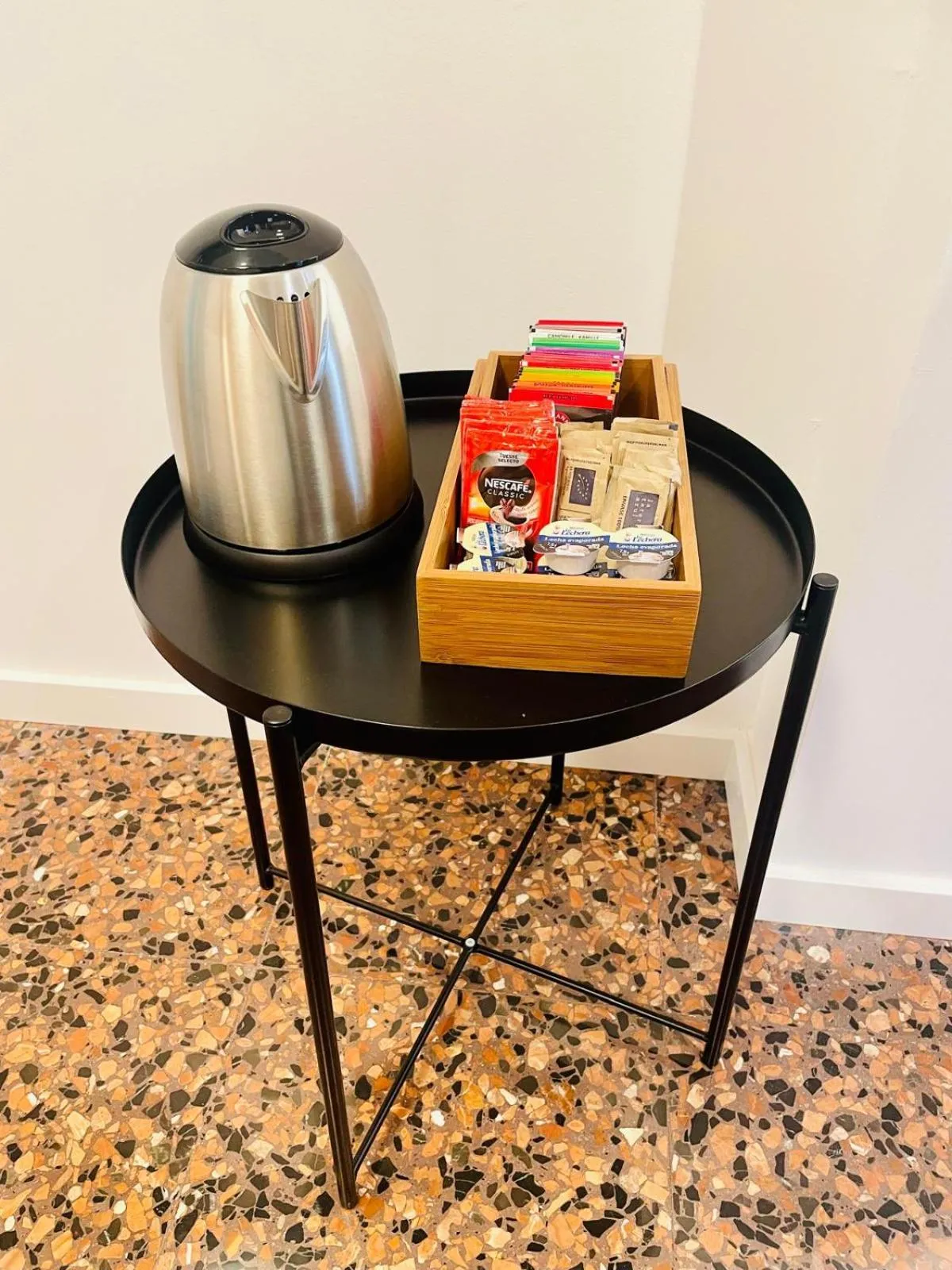 Coffee/tea facilities in Apartahotel Espai Verd Benimaclet