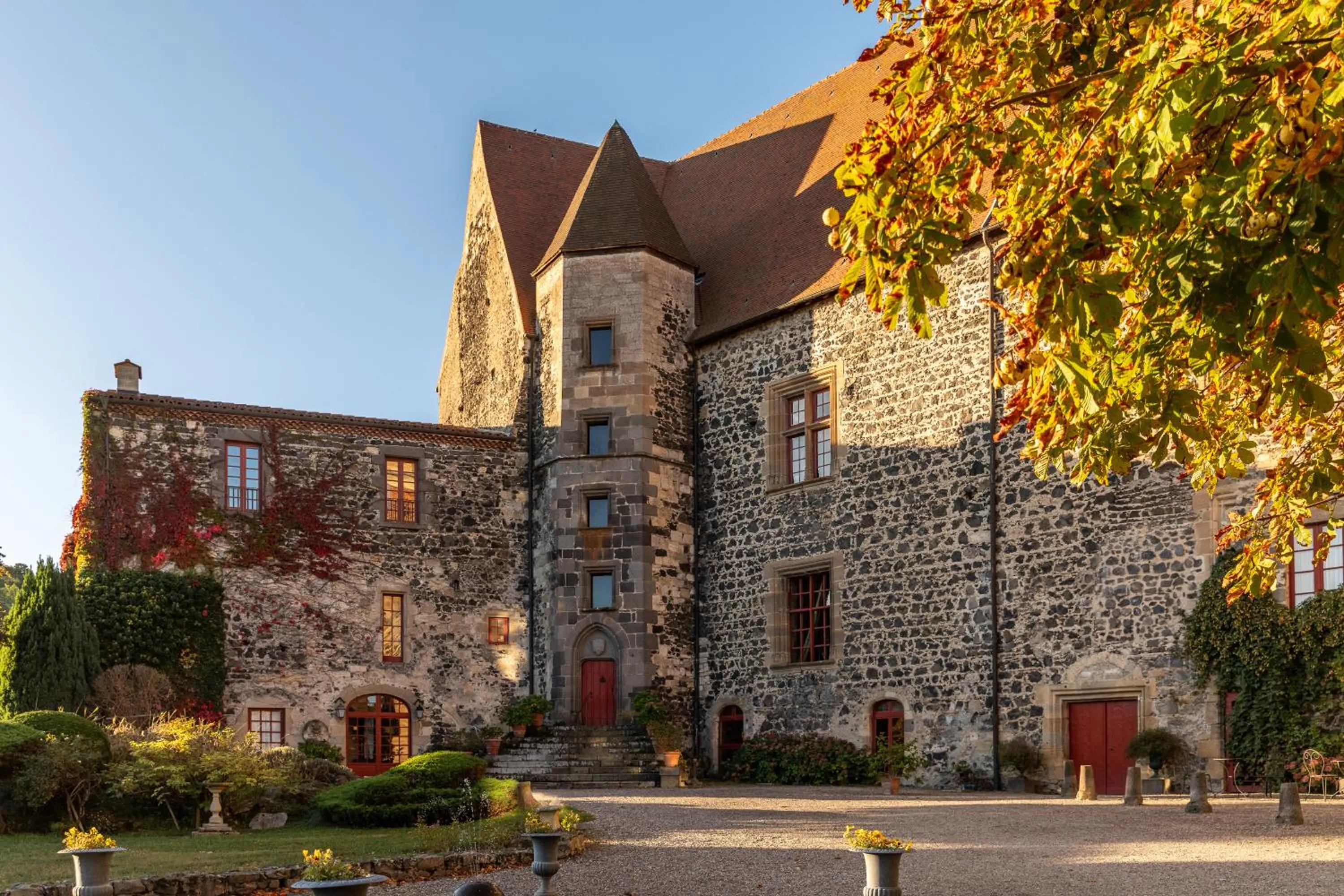 Château royal de Saint-Saturnin