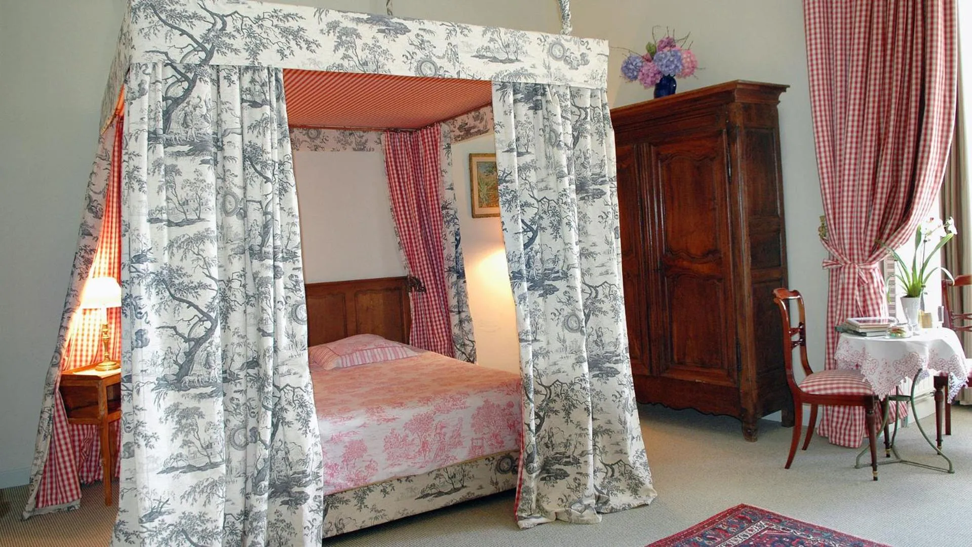 Standard King Room in Château royal de Saint-Saturnin