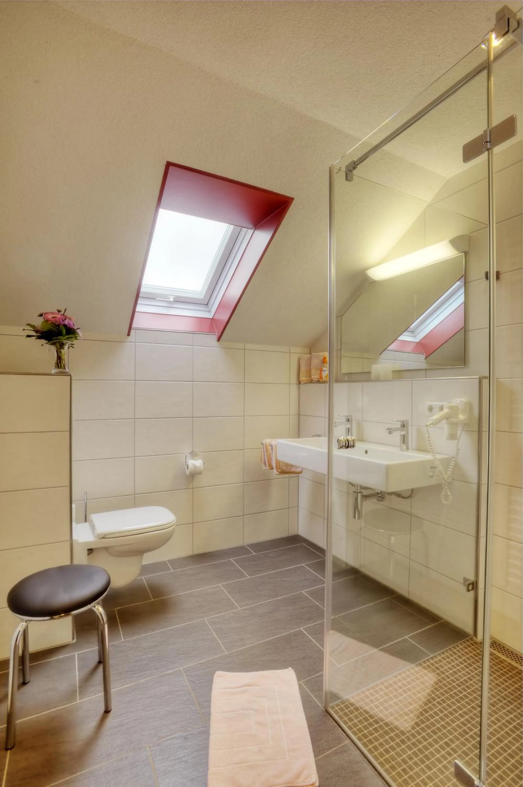 Bathroom in Pension Fohrenberg