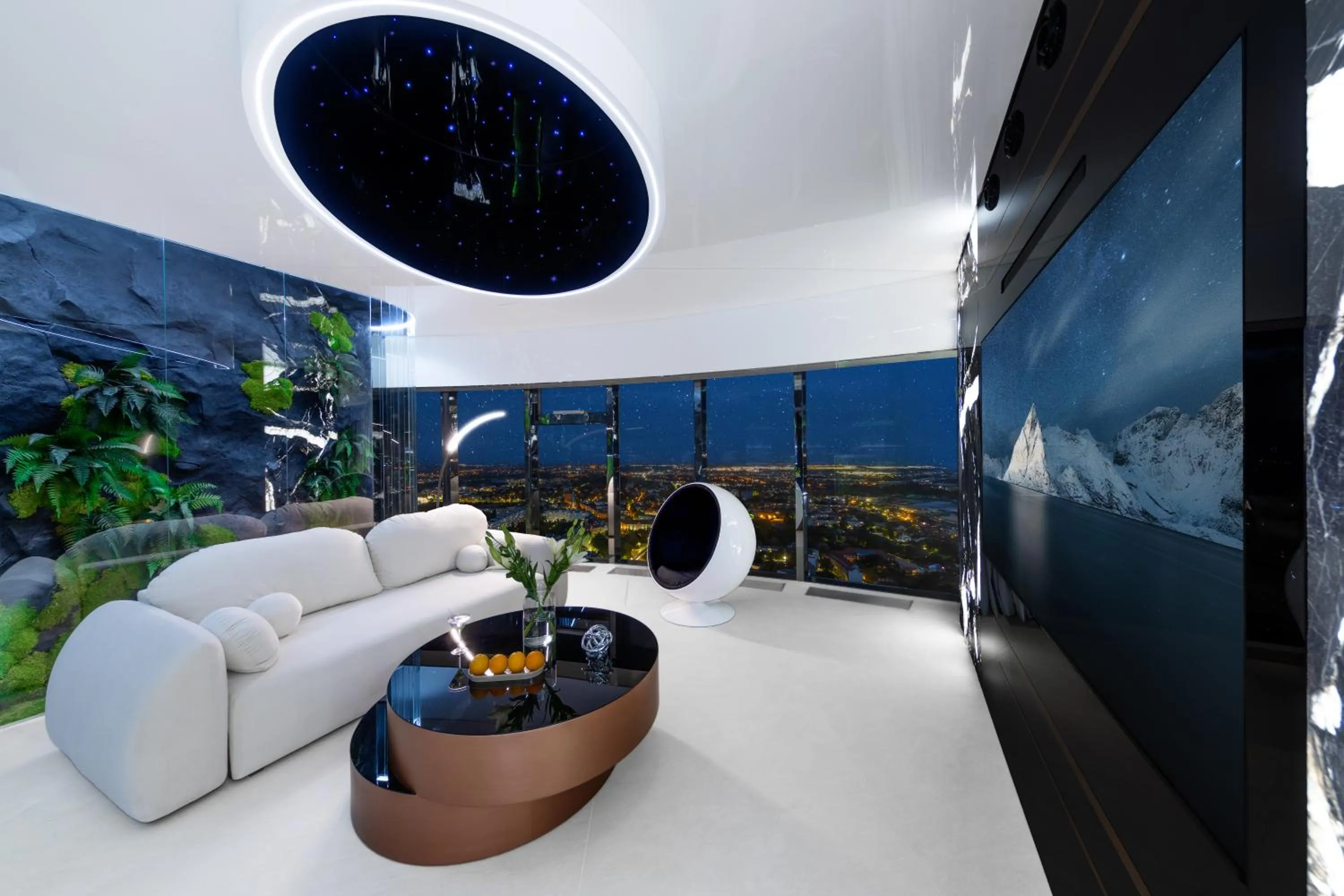 TV and multimedia in Apartamenty Sky Tower z Jakuzzi Przy Oknie