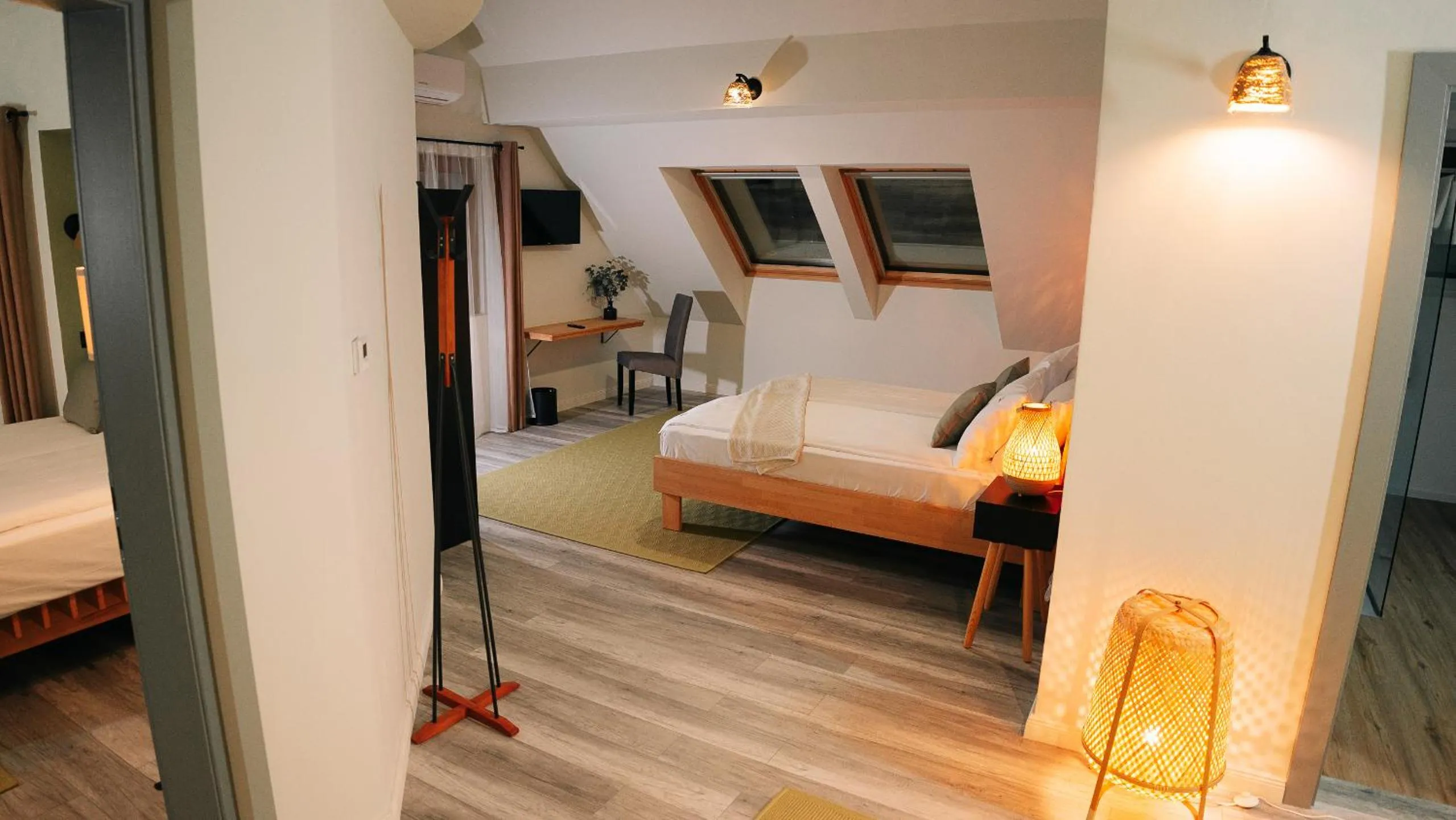 Photo of the whole room, Bed in Nature Nest Bran - Adults Only