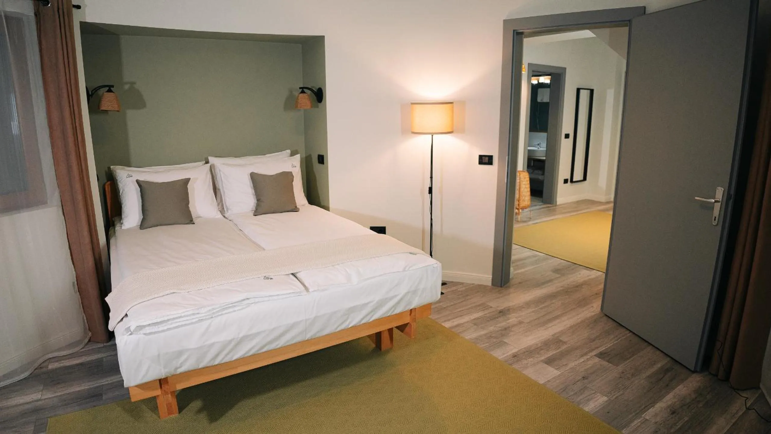Bedroom, Bed in Nature Nest Bran - Adults Only