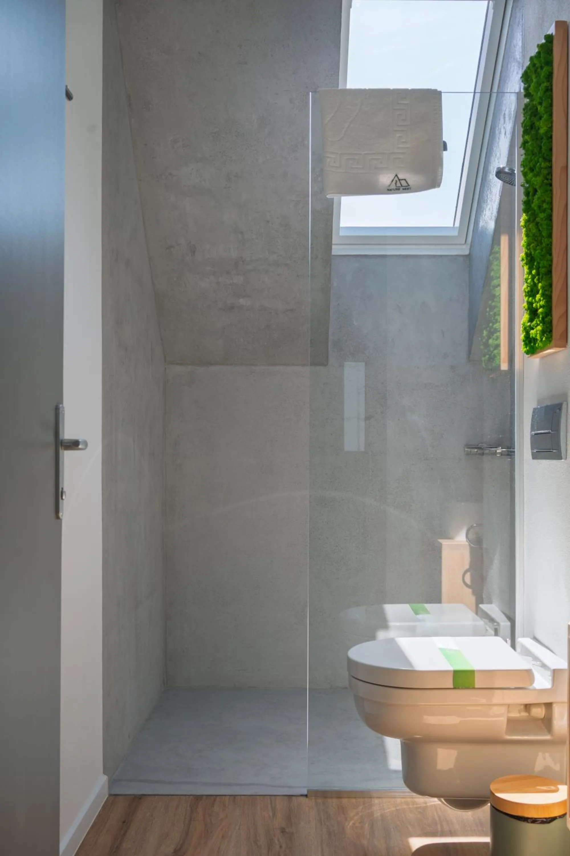 Bathroom in Nature Nest Bran - Adults Only