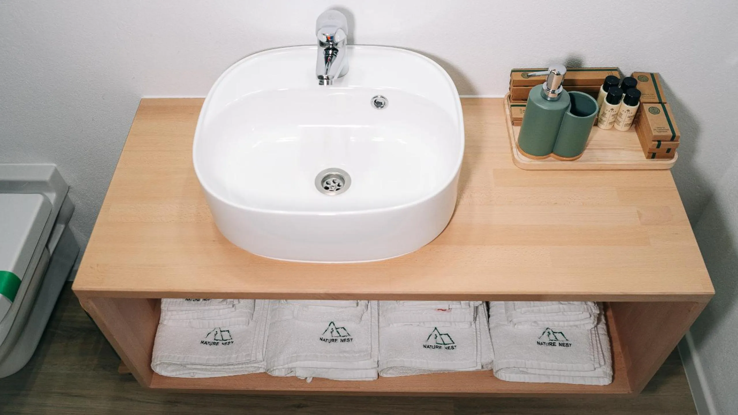 Bathroom in Nature Nest Bran - Adults Only