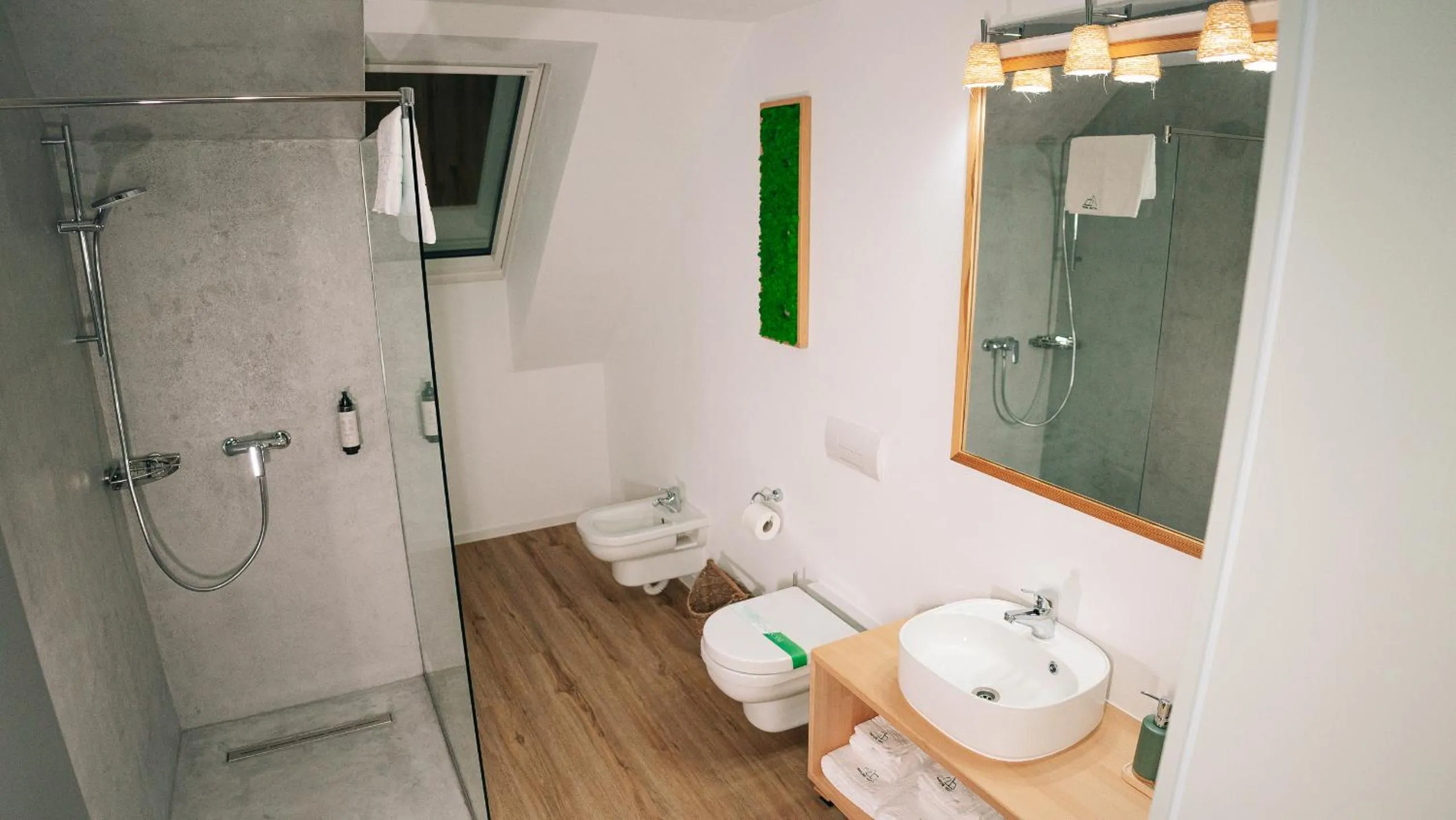 Bathroom in Nature Nest Bran - Adults Only
