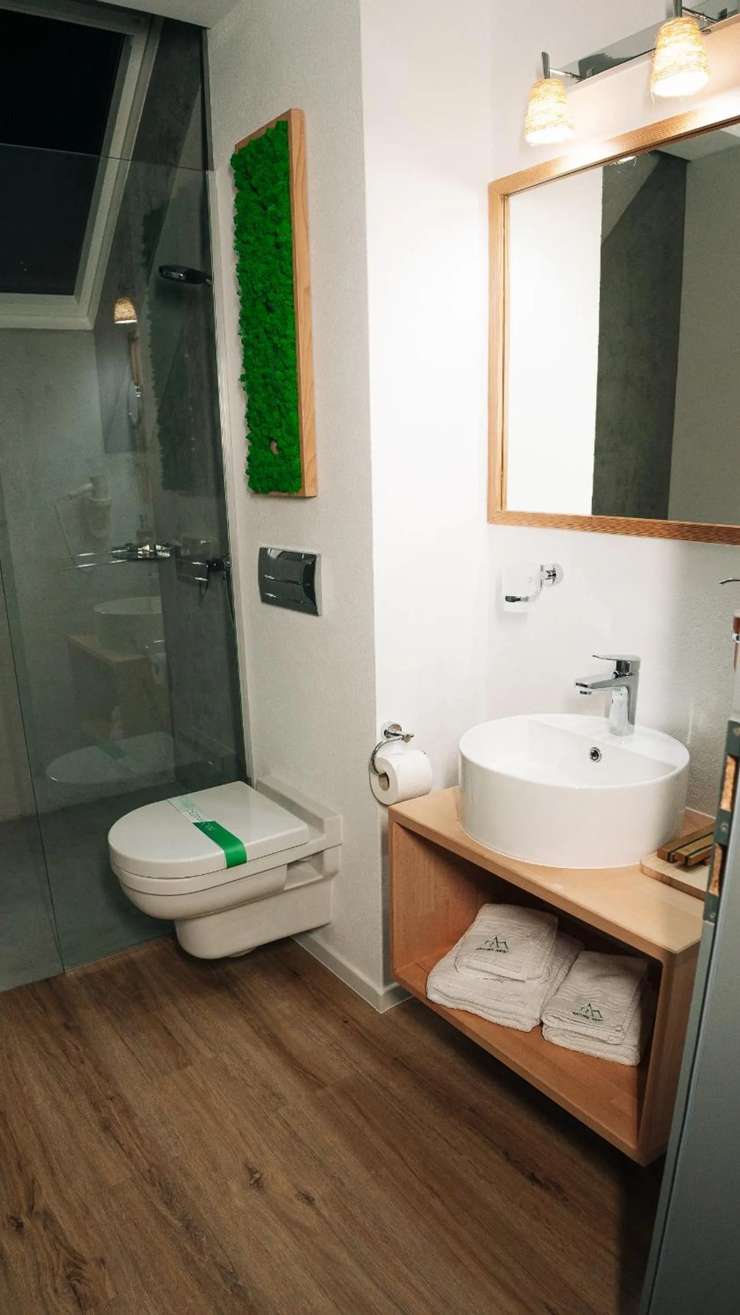 Bathroom in Nature Nest Bran - Adults Only