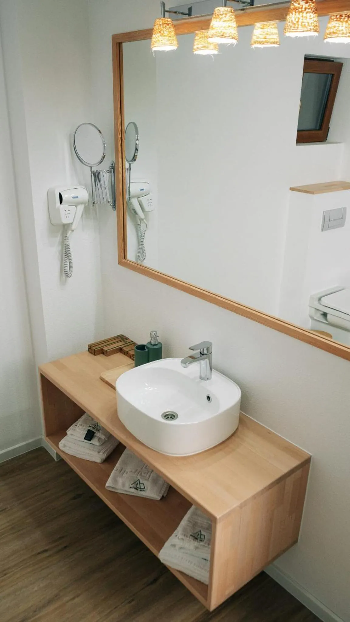 Bathroom in Nature Nest Bran - Adults Only