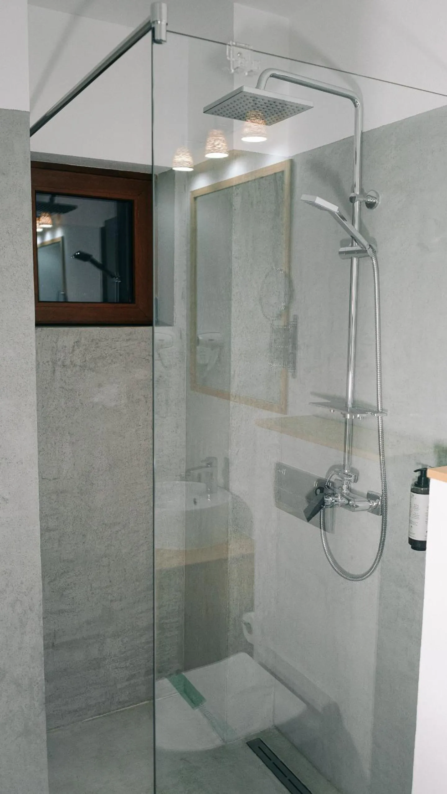 Shower in Nature Nest Bran - Adults Only