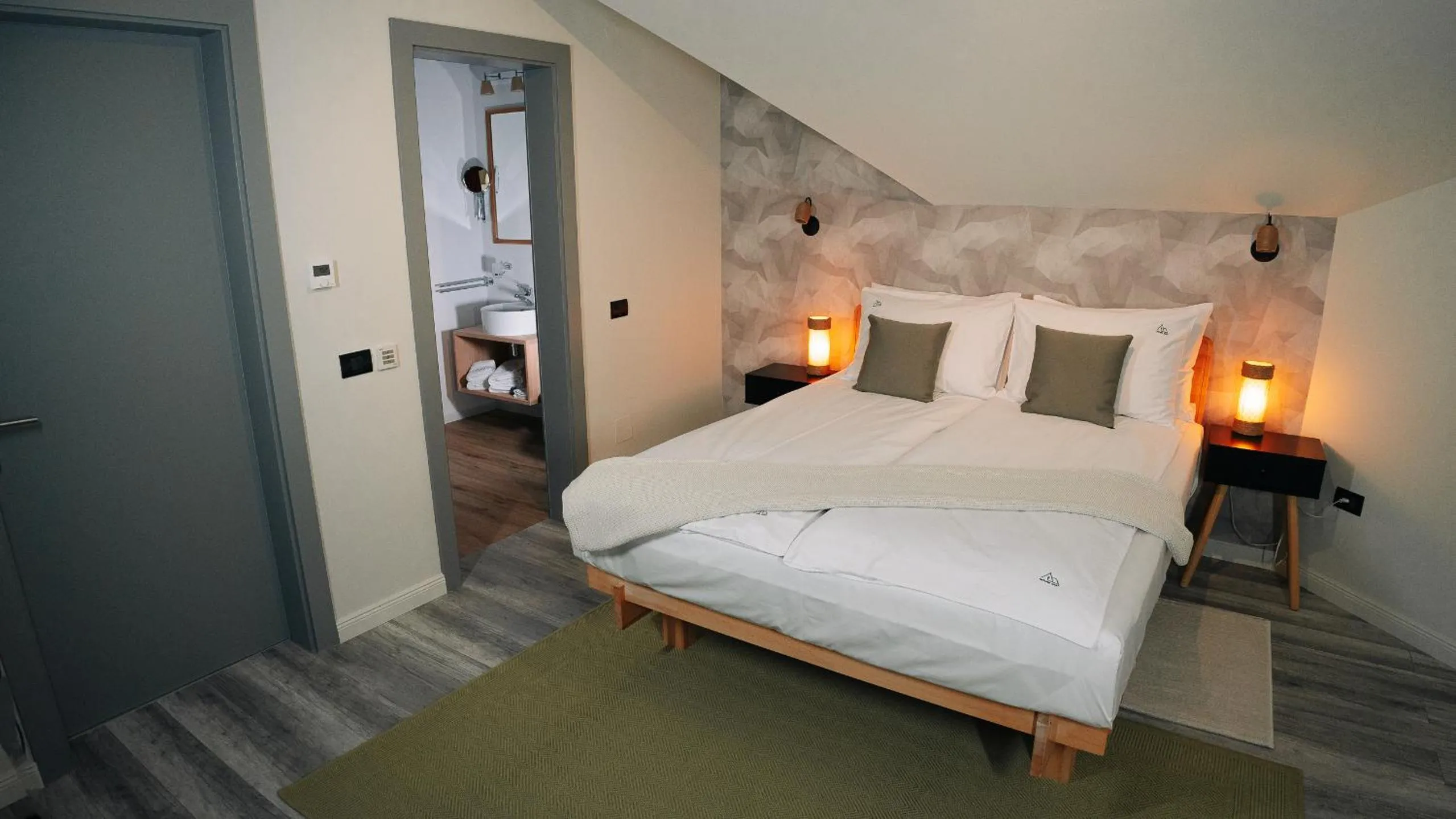 Photo of the whole room, Bed in Nature Nest Bran - Adults Only
