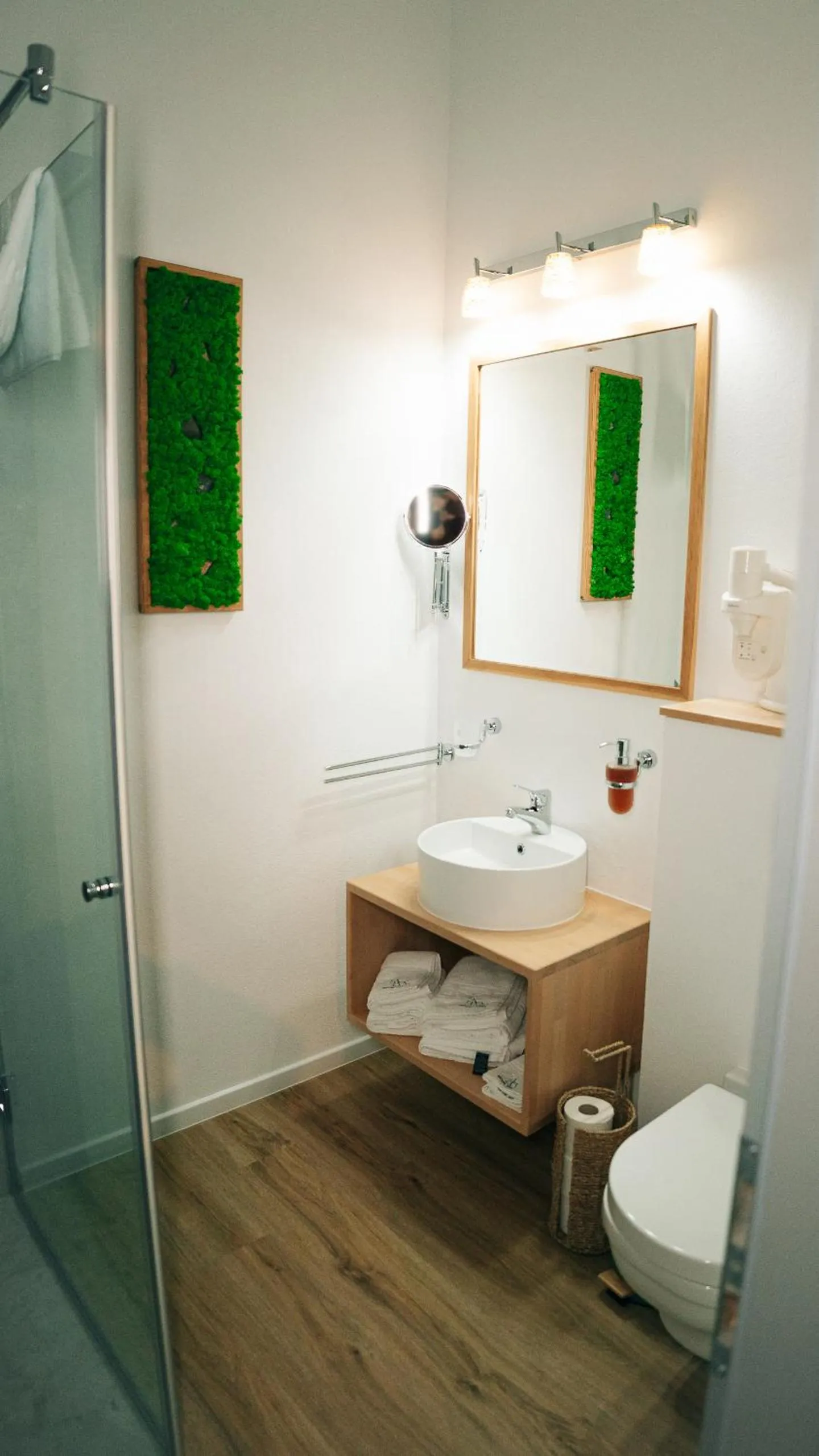 Bathroom in Nature Nest Bran - Adults Only