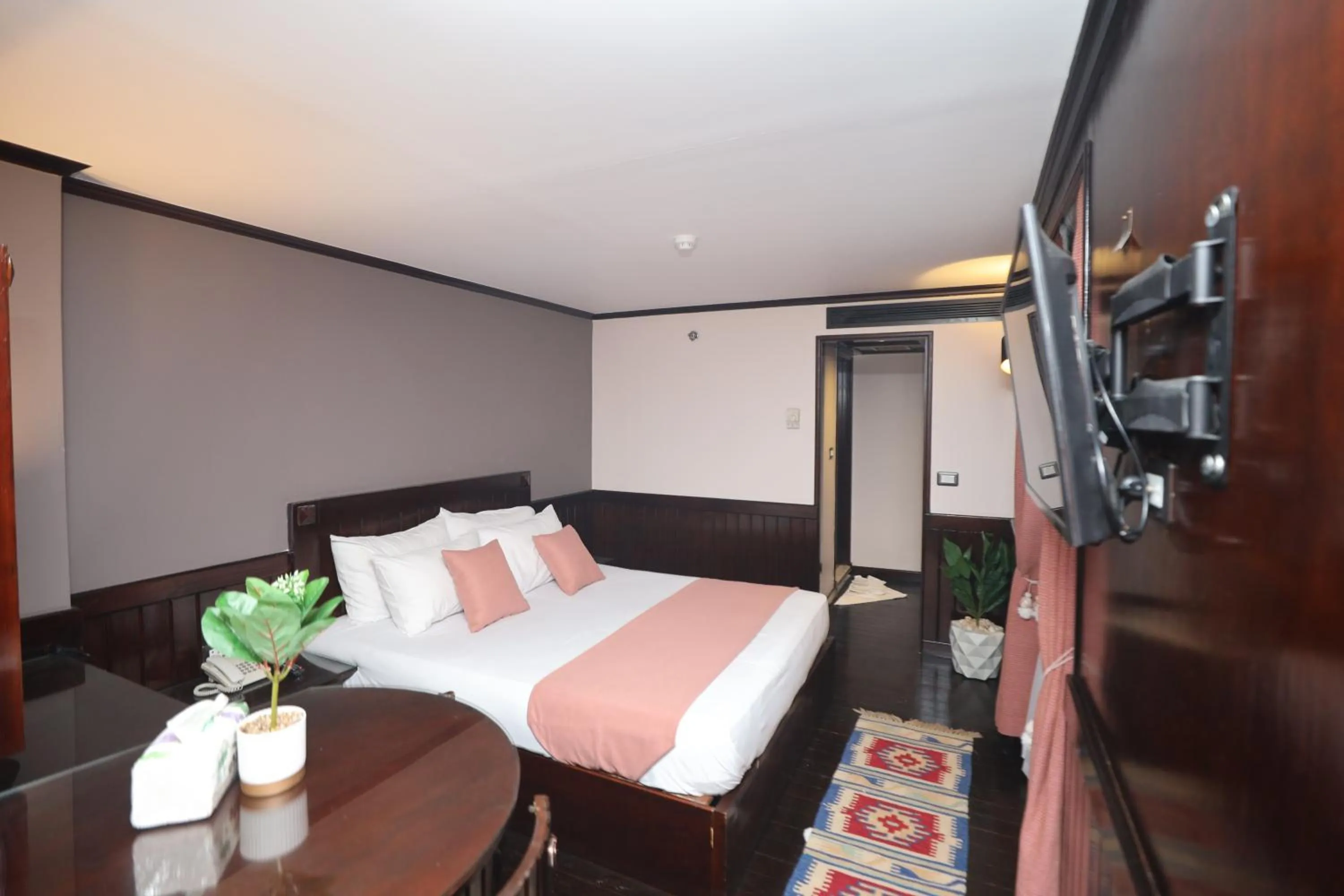 Bed in YOU Nile View Hotel