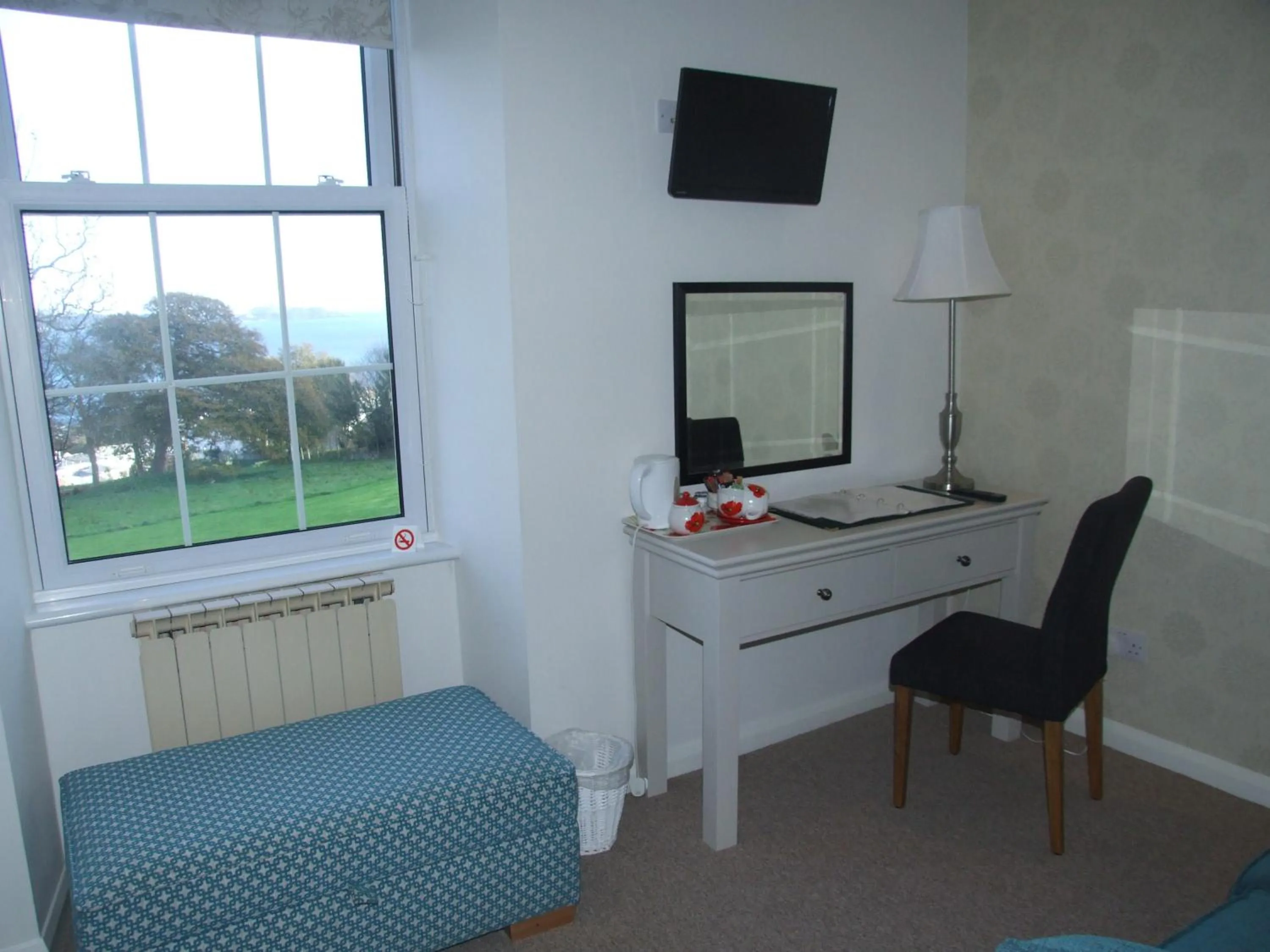 TV and multimedia in Les Cotils