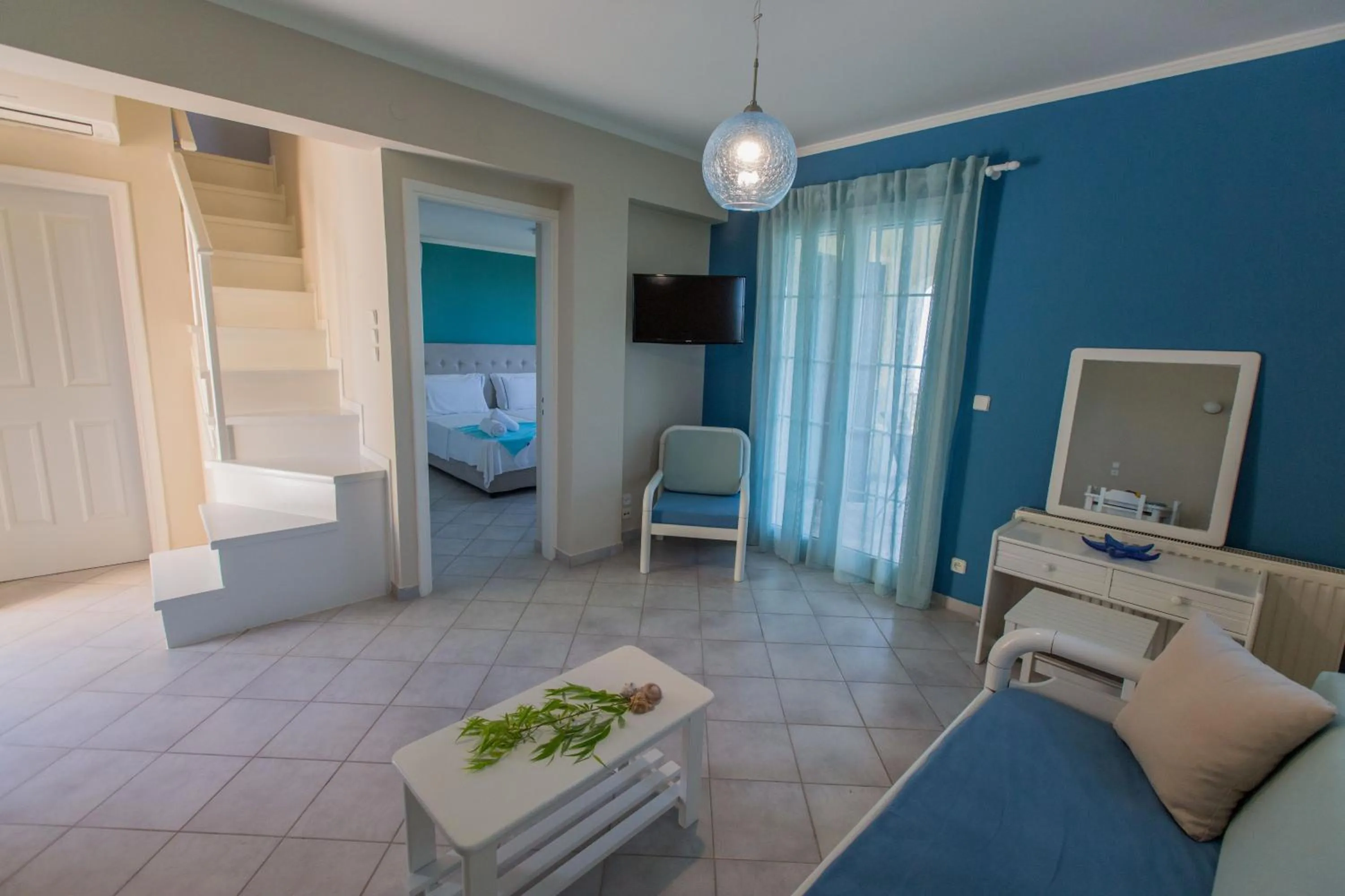 Living room, Bed in Villa Theodora