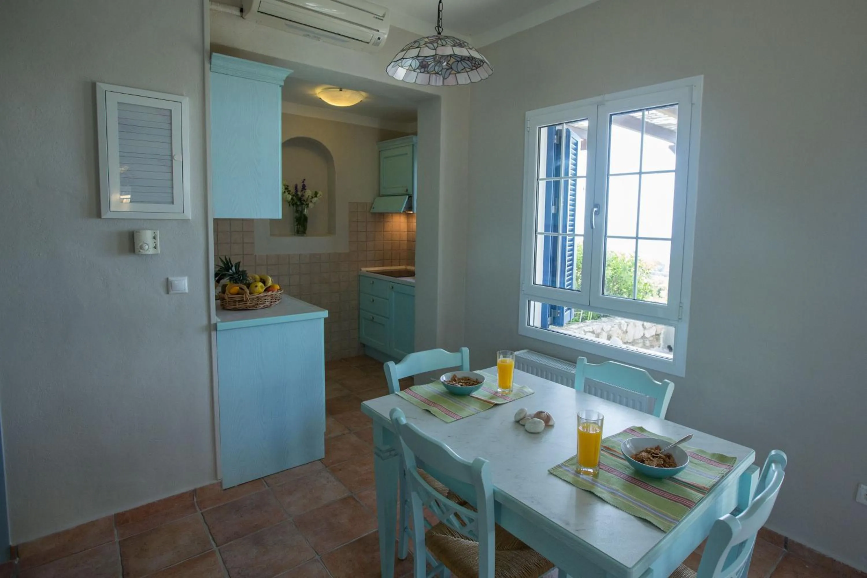 Day in Villa Theodora