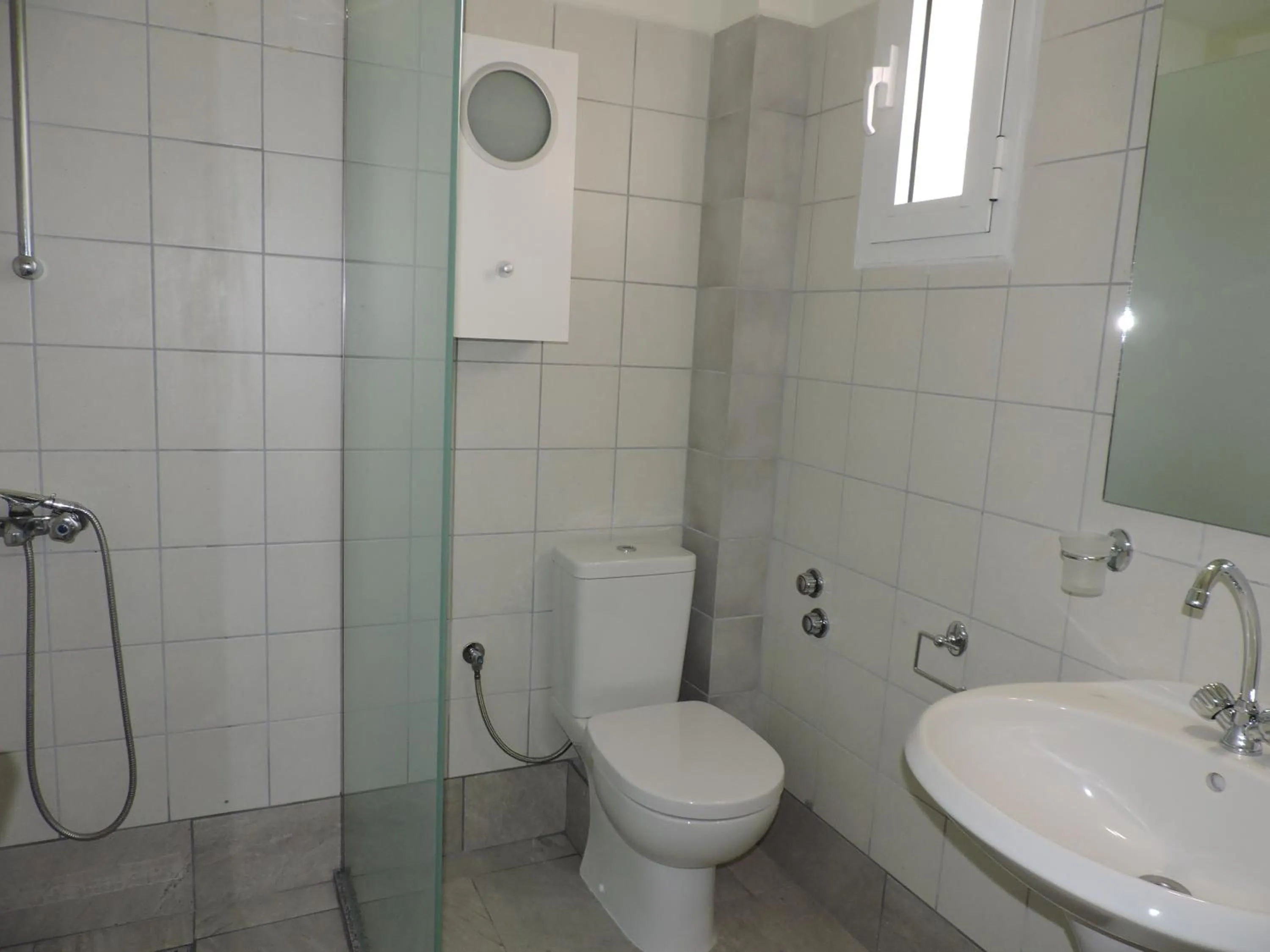 Shower in Villa Theodora