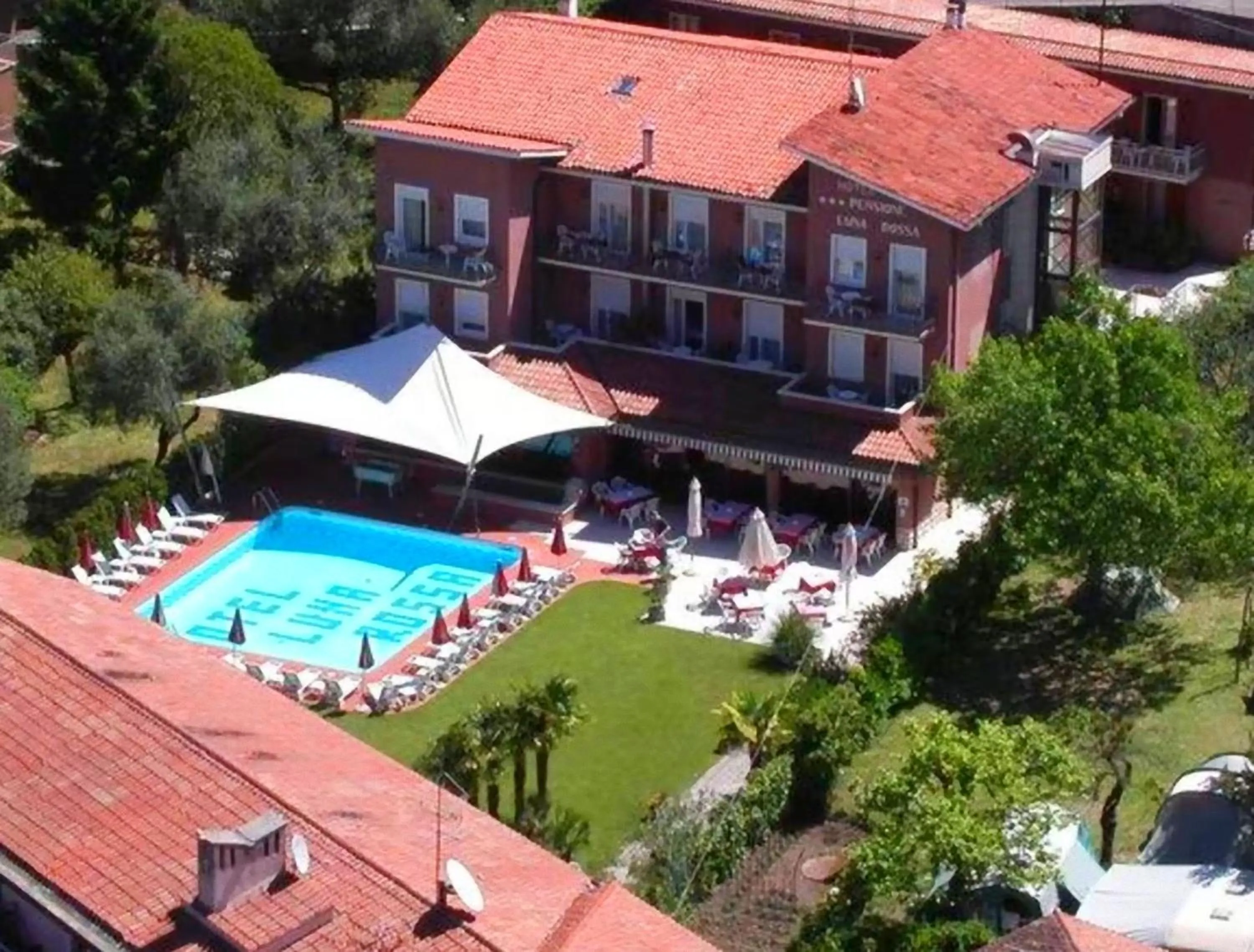 Property building in Hotel Luna Rossa