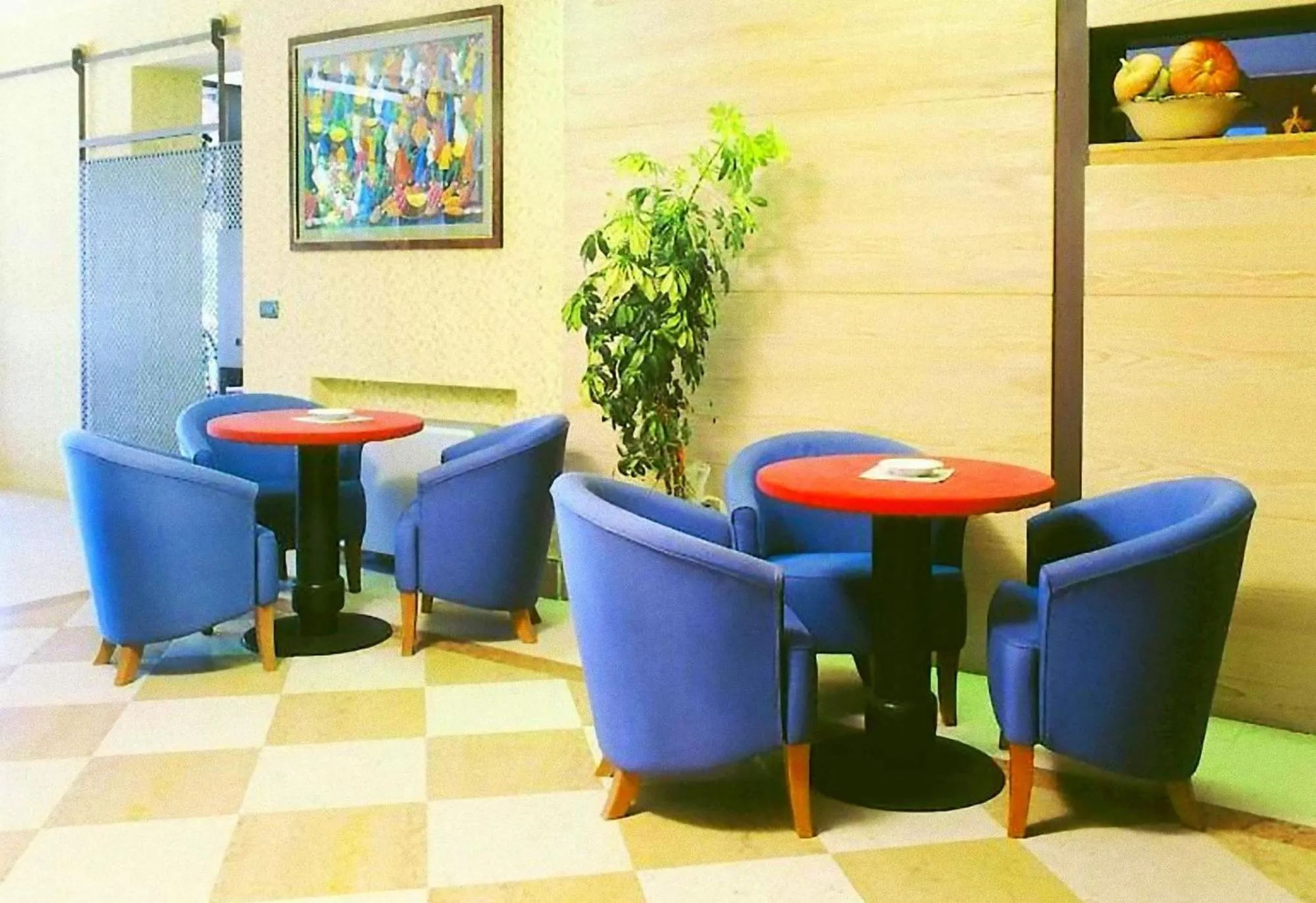 Seating area in Hotel Luna Rossa