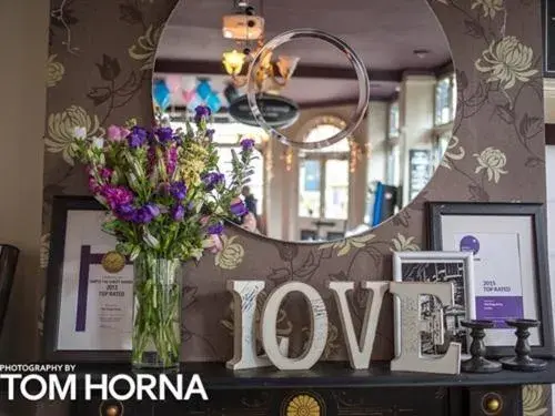 Lounge or bar in The Kings Arms Lounge or bar in The Kings Arms